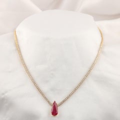Collar con colgante de rubí de 3,65 quilates y diamante de 2,43 quilates (SI/H), en oro amarillo de 18k