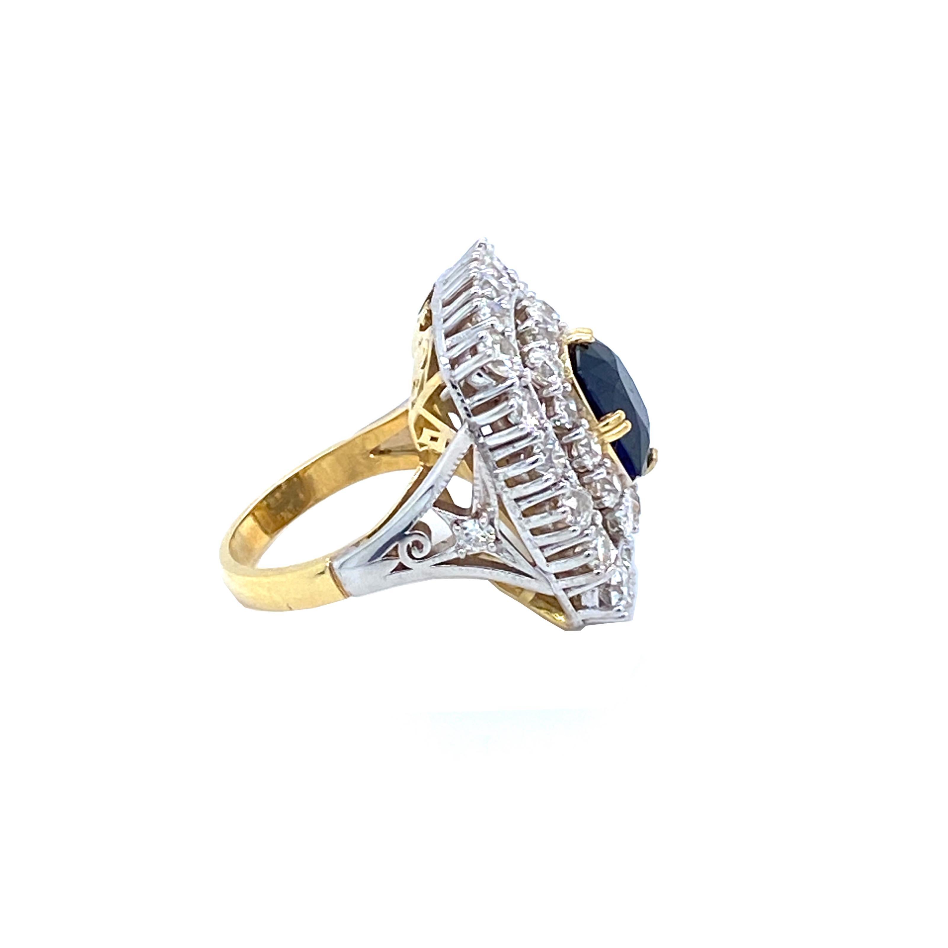 Old European Cut 3.65 Carat Sapphire and Diamonds Ring 18 Karat Gold