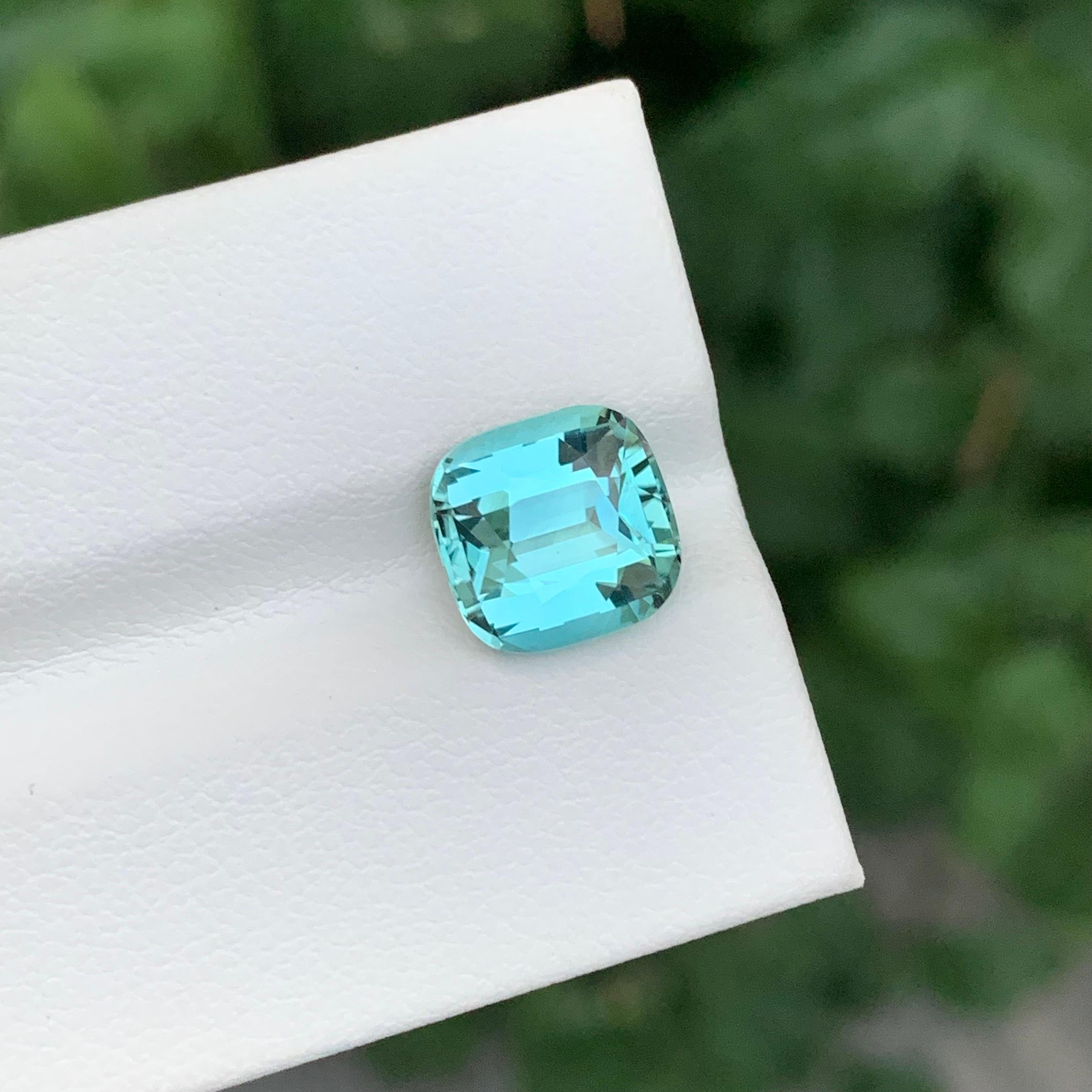 Arts and Crafts AAA Quality 3.65 Carats Loose Seafoam Tourmaline For Sale
