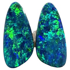 3,65 Karat Australischer Opal Paar Royal Green Flash mit blauem Farbspiel Edelstein