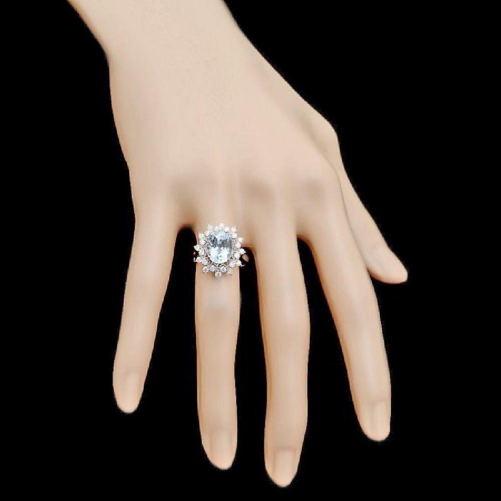 Emerald Cut 3.65 Carat Impressive Natural Aquamarine and Diamond 14 Karat Solid Gold Ring For Sale