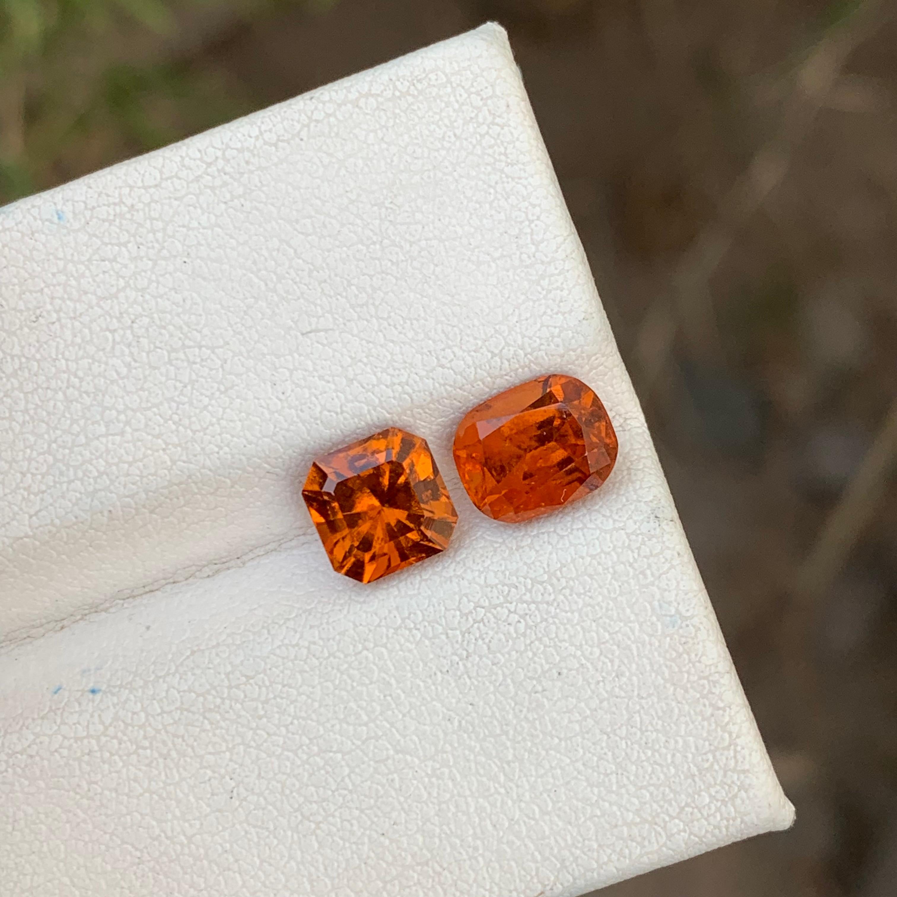 3.65 Carats Natural Loose Fanta Hessonite Garnet Pieces For Ring Jewelry For Sale 7