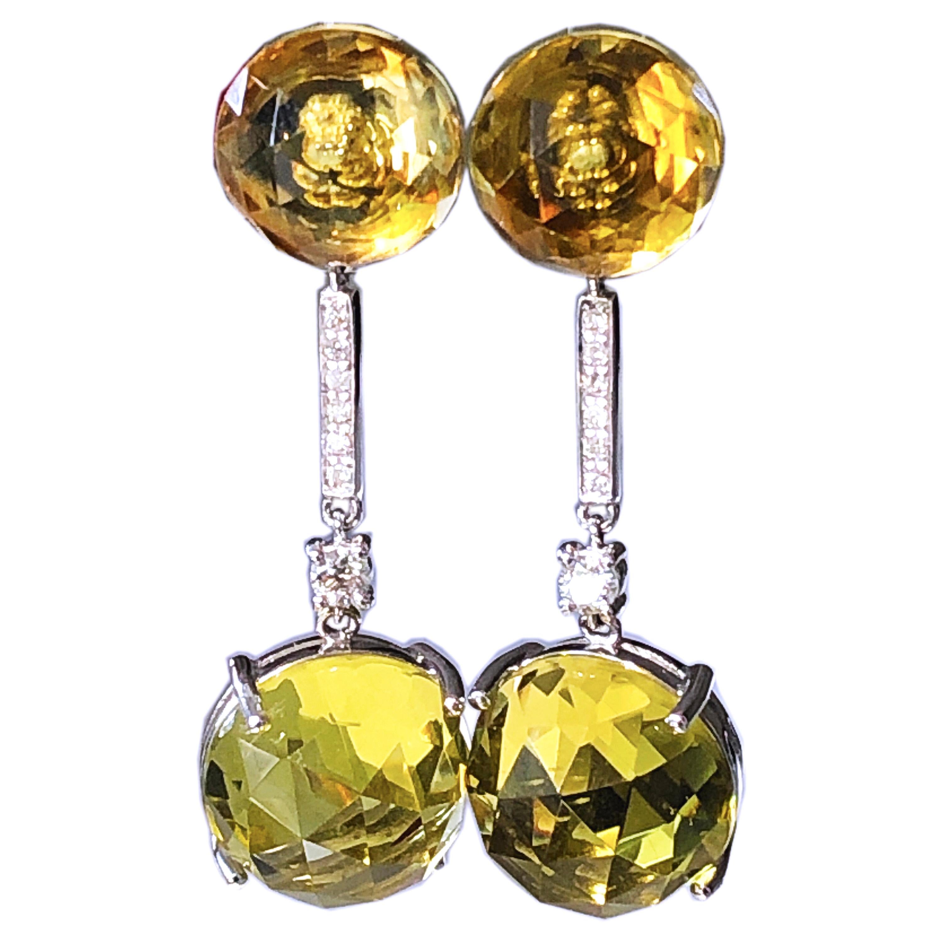 Berca Boucles d'oreilles pendantes en or blanc 0,33 carat serties de quartz et de citrine de 36,5 carats