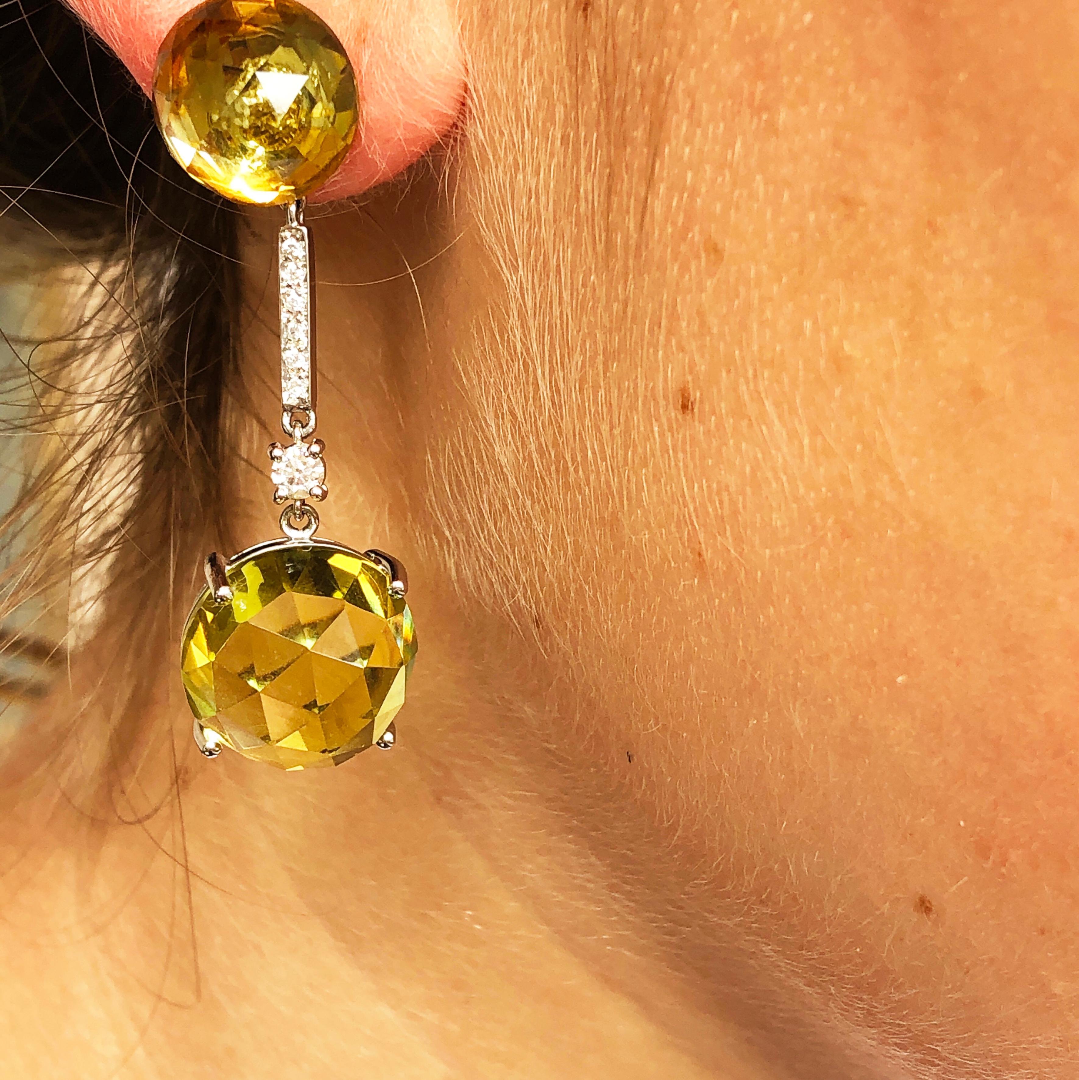 Berca 36.5Kt Citrine Quartz 0.33 Kt White Diamond Gold Setting Dangle Earrings For Sale 3