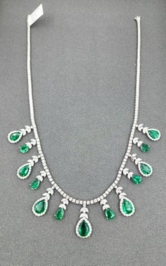36.51 Ct GIA Certified Zambian Pear-Shaped Emerald and Diamond Necklace