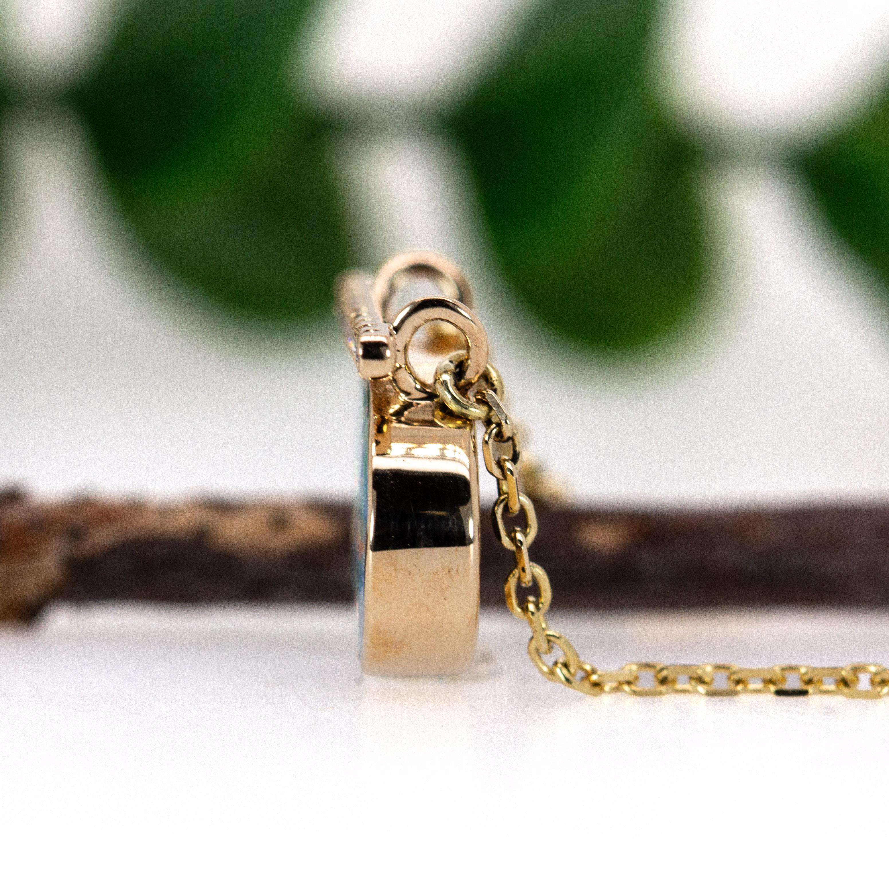 Ciondolo Opale Boulder da 15x10 mm, 3,65 carati, con accenti di diamanti naturali in oro 14K in vendita 2