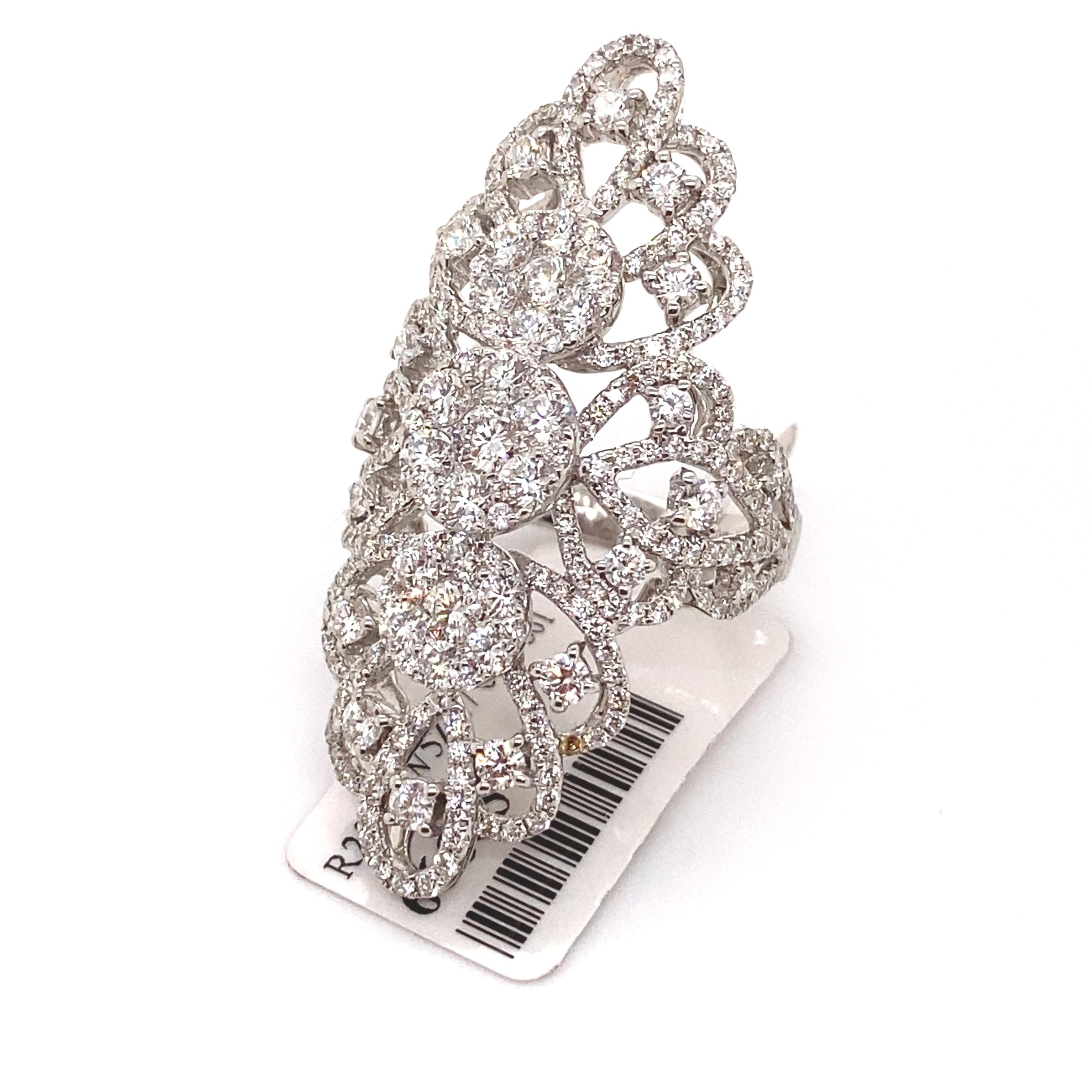 Contemporary 3.66 Carat Diamond Cluster and 18 Karat White Gold Cocktail Ring