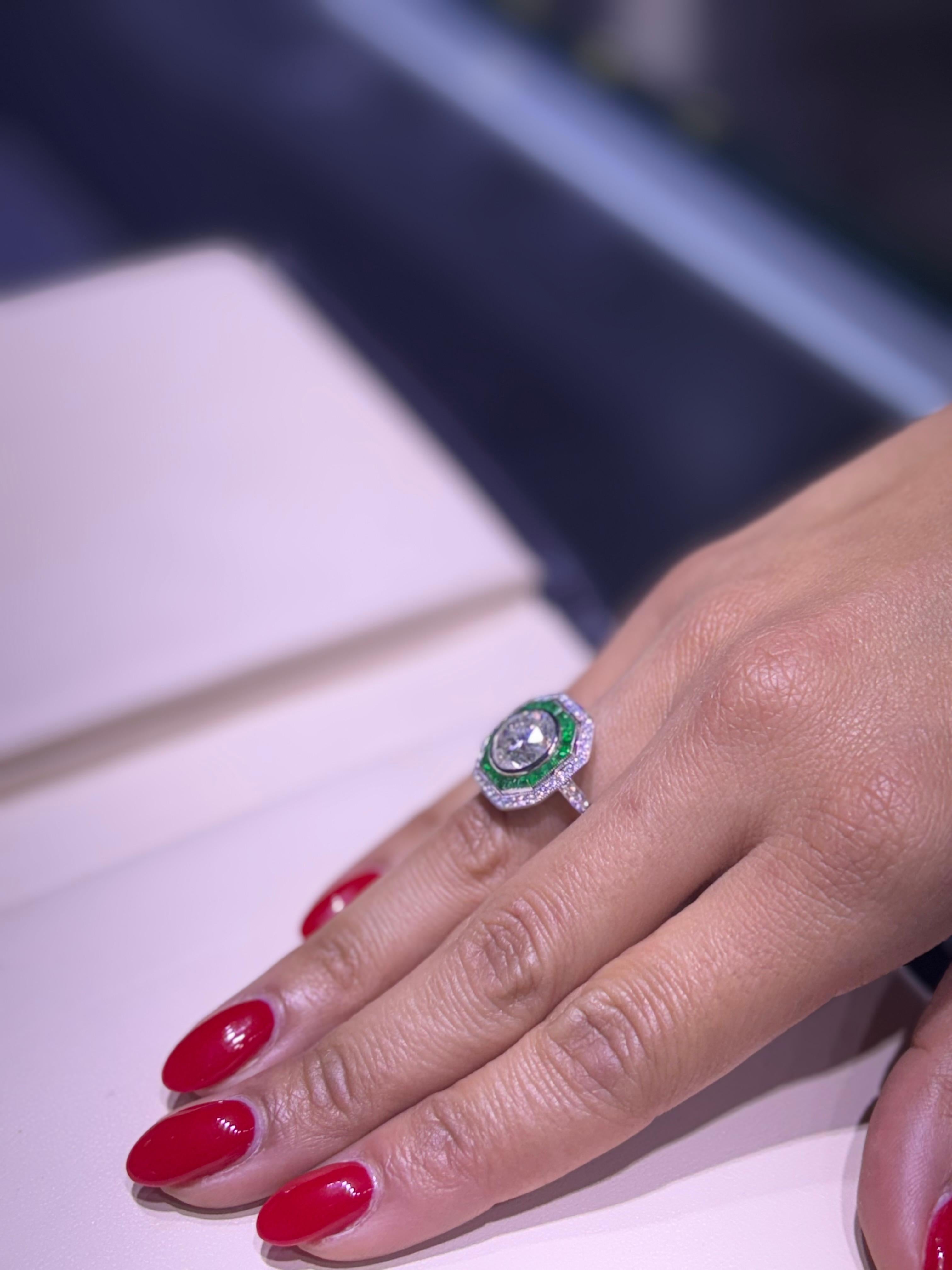 3.66 Carat Natural Round Brilliant Diamond & Emerald Ring For Sale 2