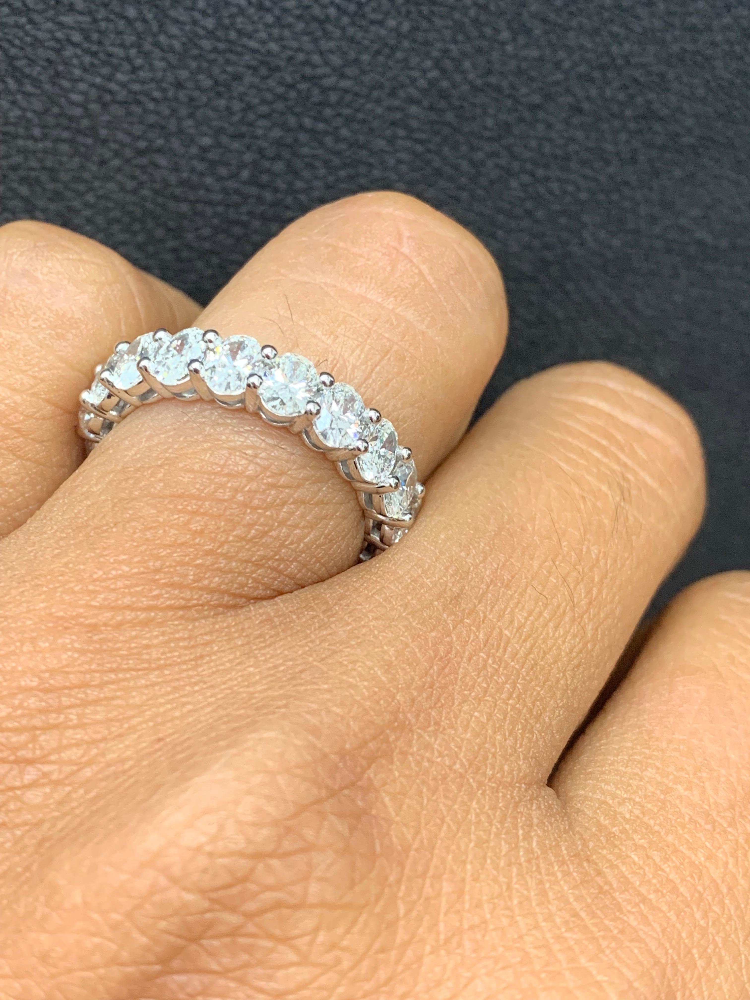 3.66 Carat Oval Cut Diamond Eternity Wedding Band in 14K White Gold In New Condition For Sale In NEW YORK, NY