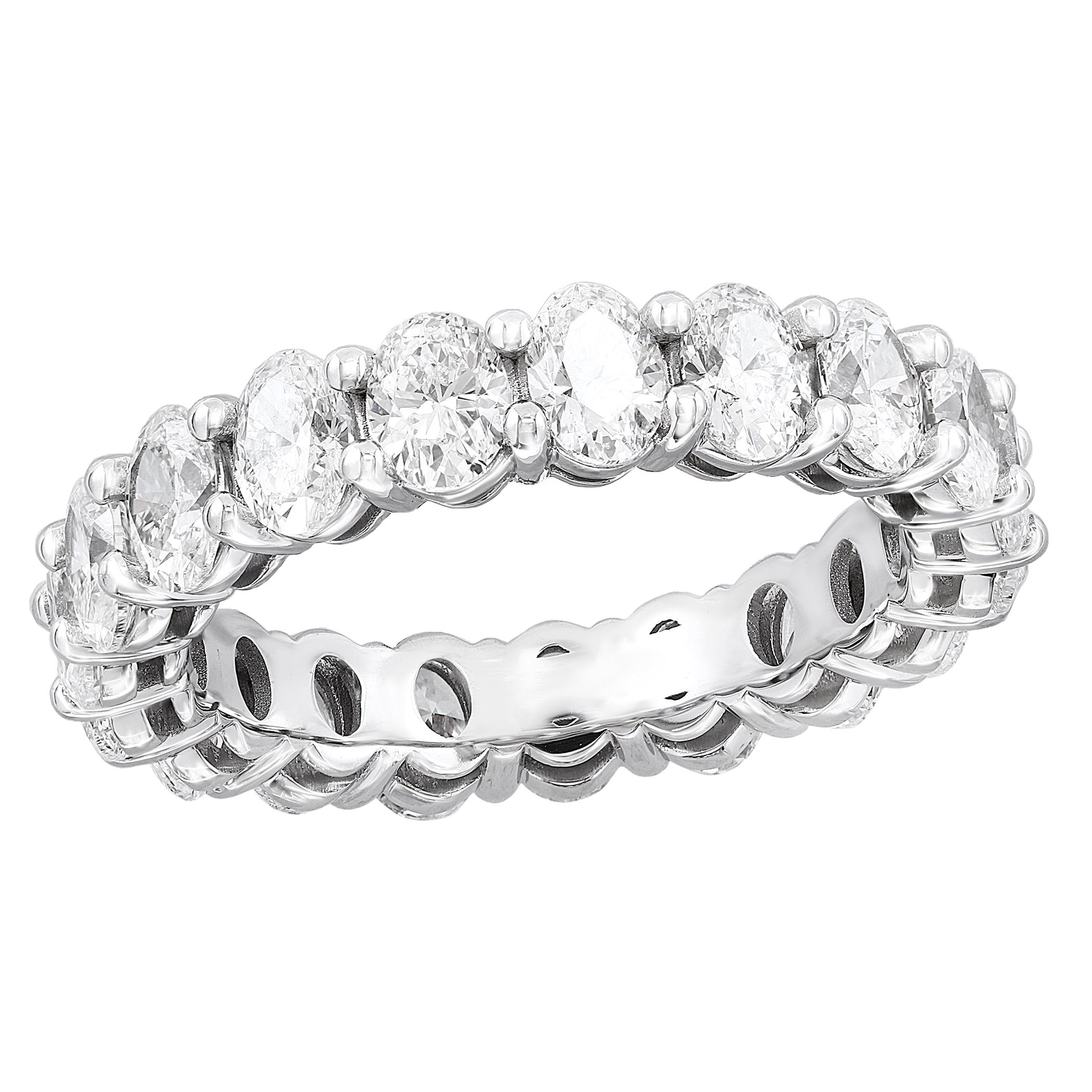 Alliance d'éternité en or blanc 14 carats avec diamants taille ovale de 3,66 carats