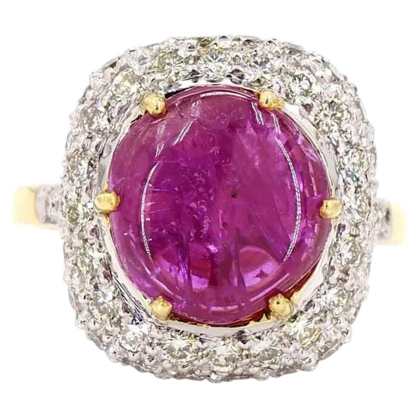 Bague en or sertie d'un rubis de 3,66 carats à taille ovale et de diamants