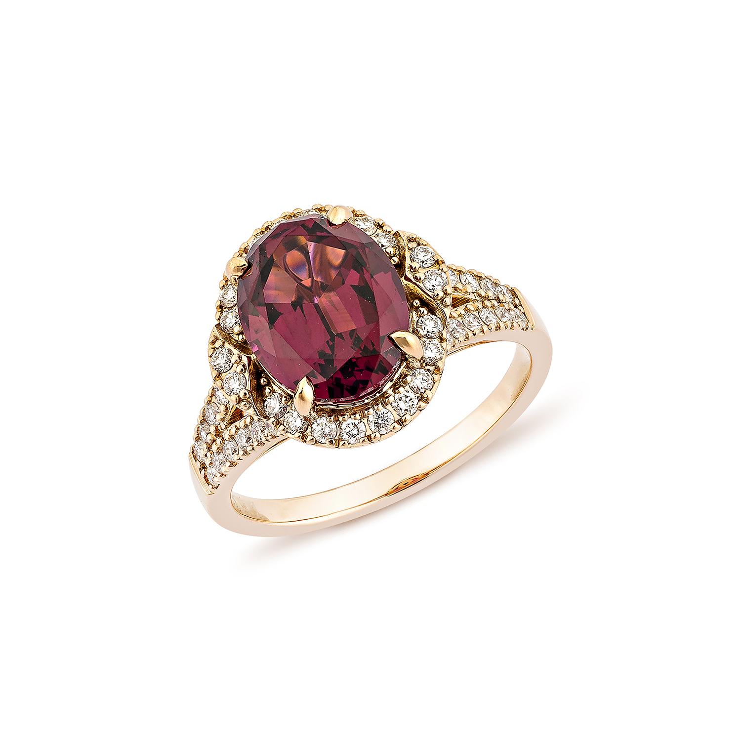 Contemporary Sunita Nahata Rhodolite 3.66ct. Fancy Ring in 18KRG with White Diamond. For Sale