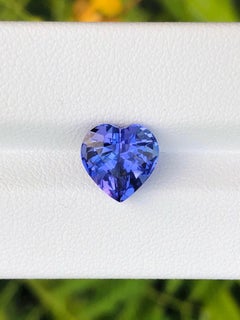 3,66 Karat Natürlicher Tansanit Edelstein Herzschliff Blaue Farbe Auge saubere Klarheit.