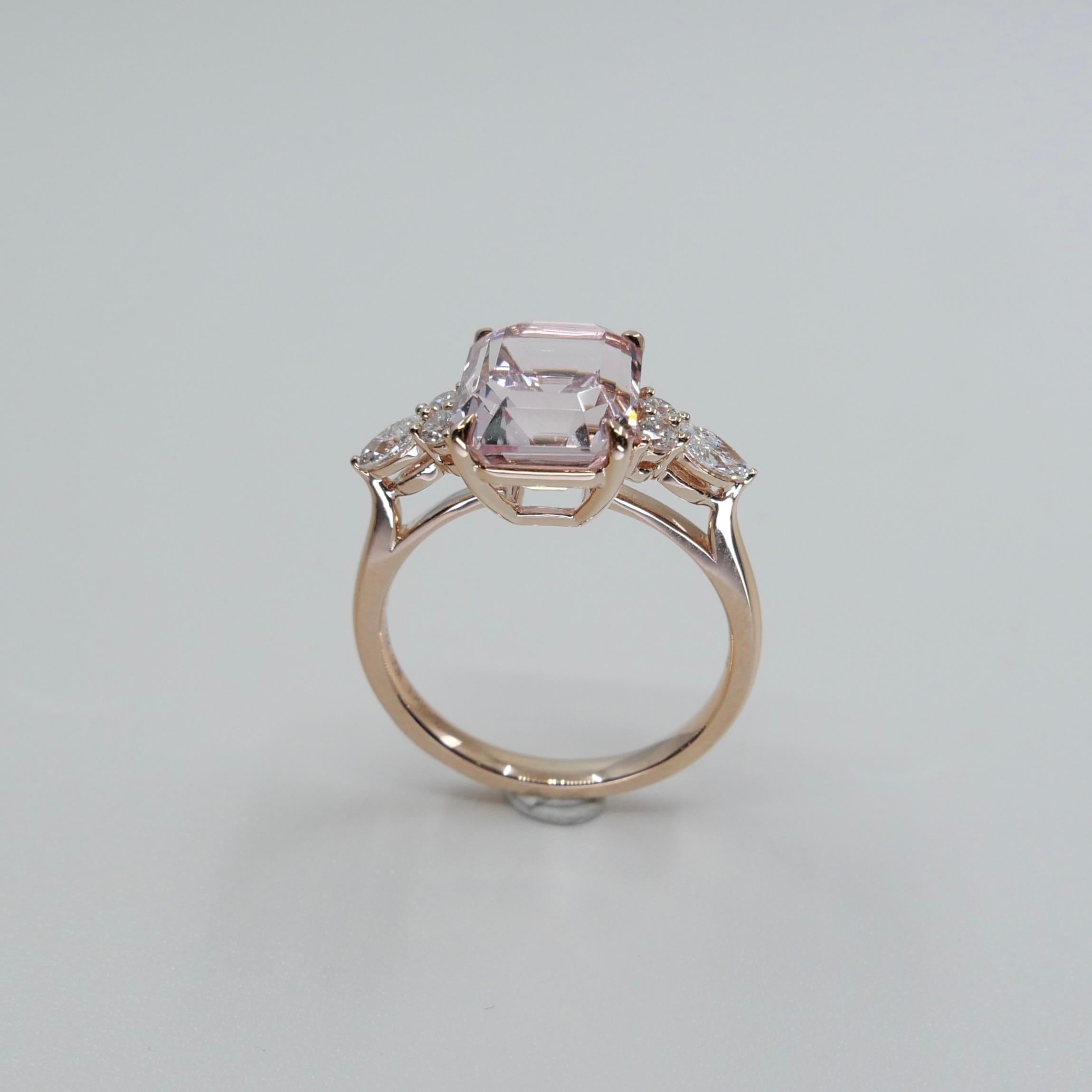 3.66 Cts Peach Pink Morganite & Diamond Cocktail Ring. Stunning!  For Sale 3