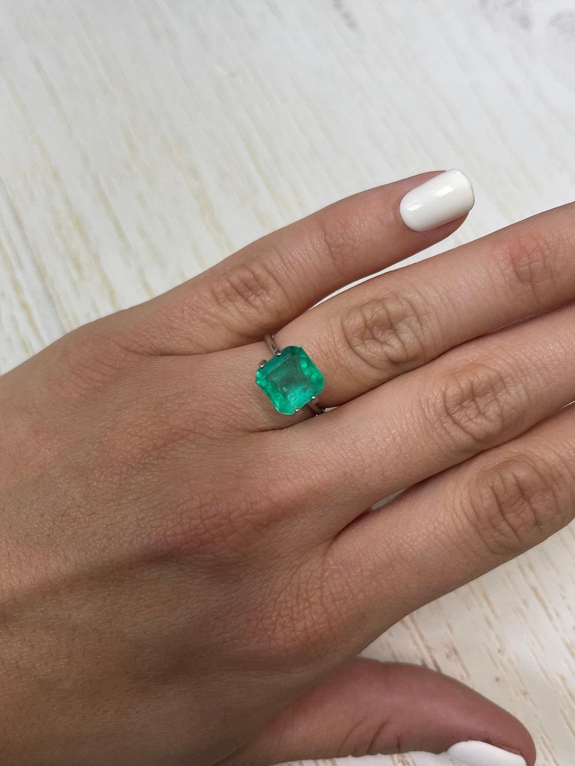 3.66ct Freckled Muzo Green Colombian Emerald Asscher Cut Genuine May Birthstone For Sale 4
