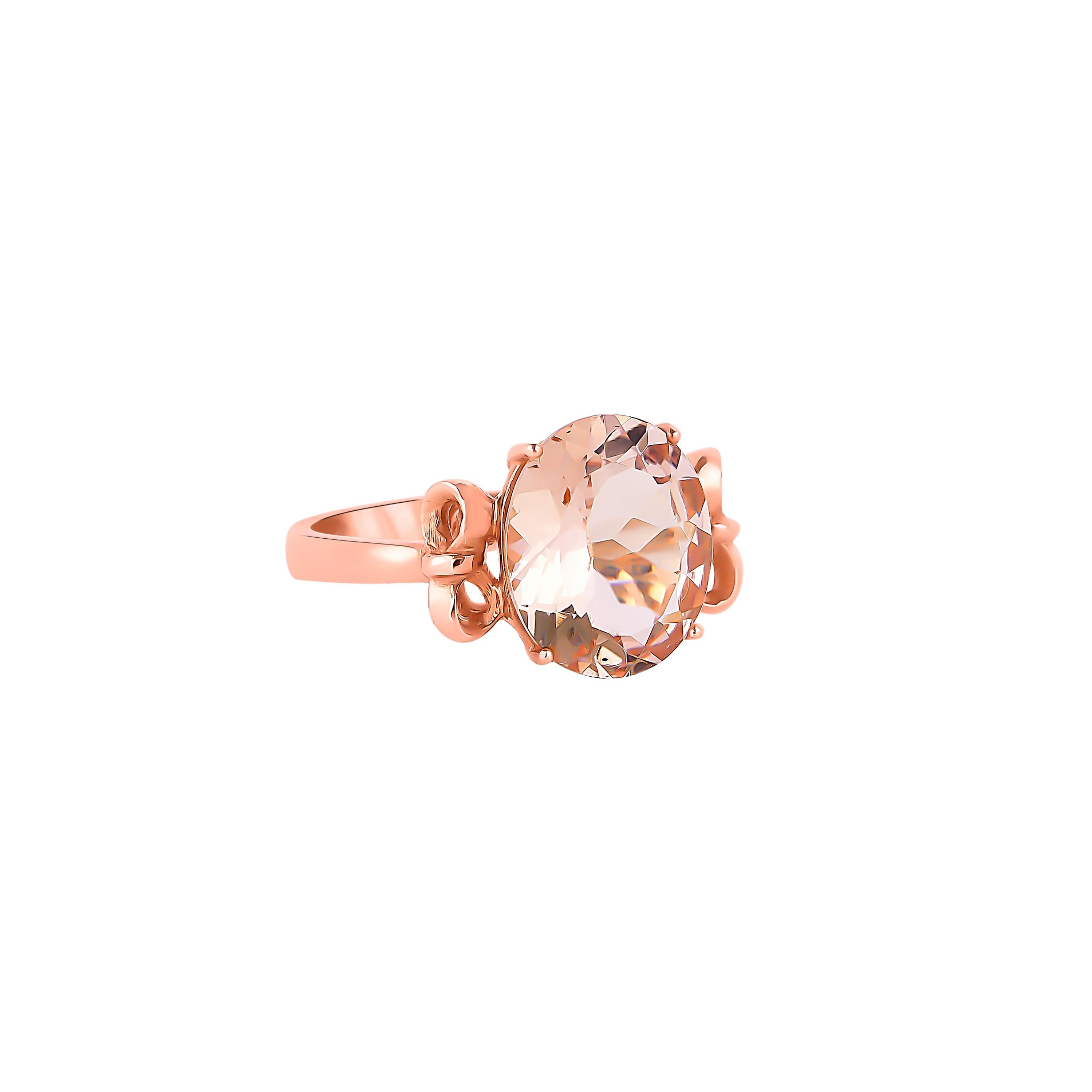This collection features an array of magnificent morganites! The morganite in the center is in classic oval cut. Accented with Diamond these rings are made in rose gold and present a classic yet elegant look. 

Classic morganite ring in 18K Rose