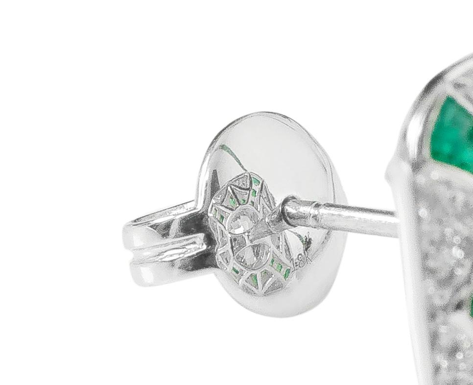 3.67 Carat Old European Cut Diamond with Emerald Stud Earrings in Art-Deco Style For Sale 1