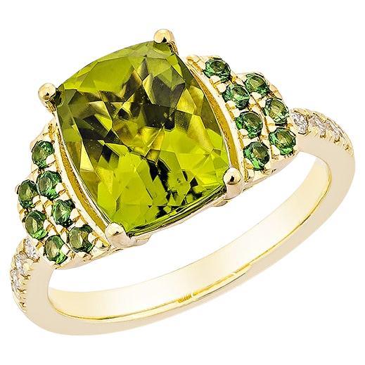 3.67 Carat Peridot with Tsavorite and White Diamond Ring in 18 Karat Yellow Gold For Sale