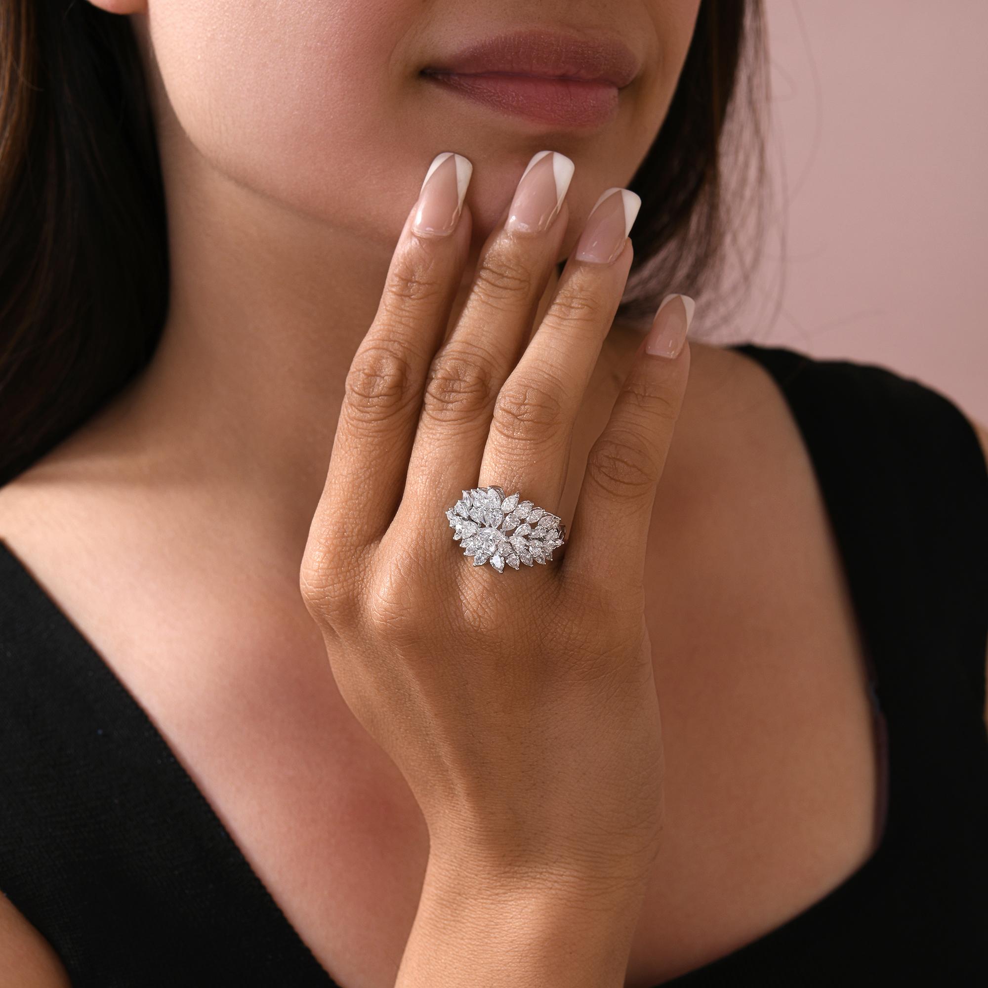 in vendita:  3,67 Carati SI Chiarezza HI Colore Diamante Sunburst Cluster Ring Oro Bianco 18 Carati 6