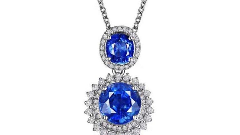 
This 3.67 Carat Sri Lanka  Blue Sapphire Diamond Necklace 18k White Gold really does stand out with 85 diamonds  inc larger ones and smaller diamonds around the main stone

 Ceylon Sapphires. ... The blue sapphires from Sri Lanka, now referred to
