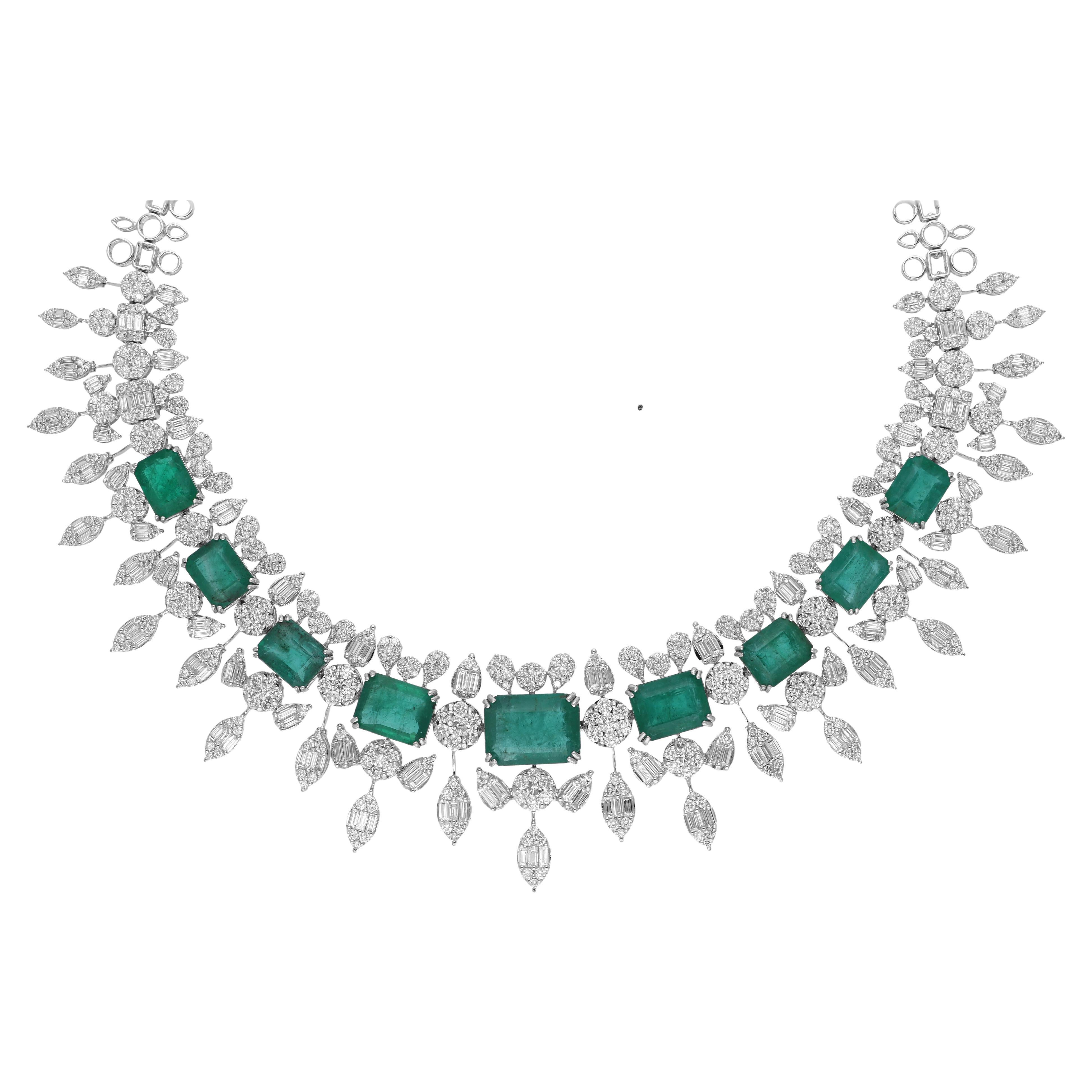 36,7 Karat sambischer Smaragd 17,63 Karat SI/H Diamant-Halskette 18 Karat Weißgold im Angebot