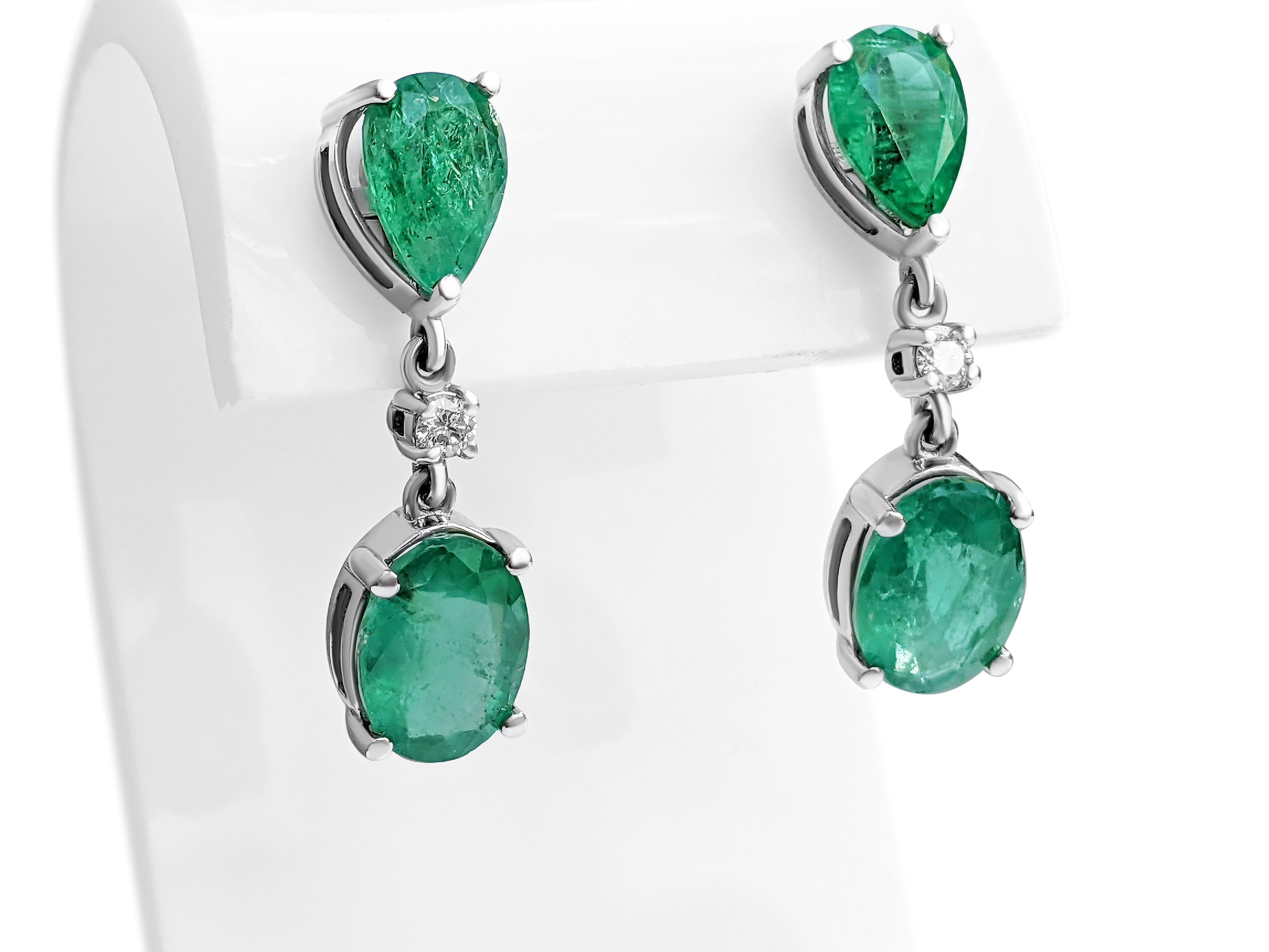Art Deco $1 NO RESERVE!  3.68cttw Emeralds & 0.06 Carat Diamonds, 14K White Gold Earrings
