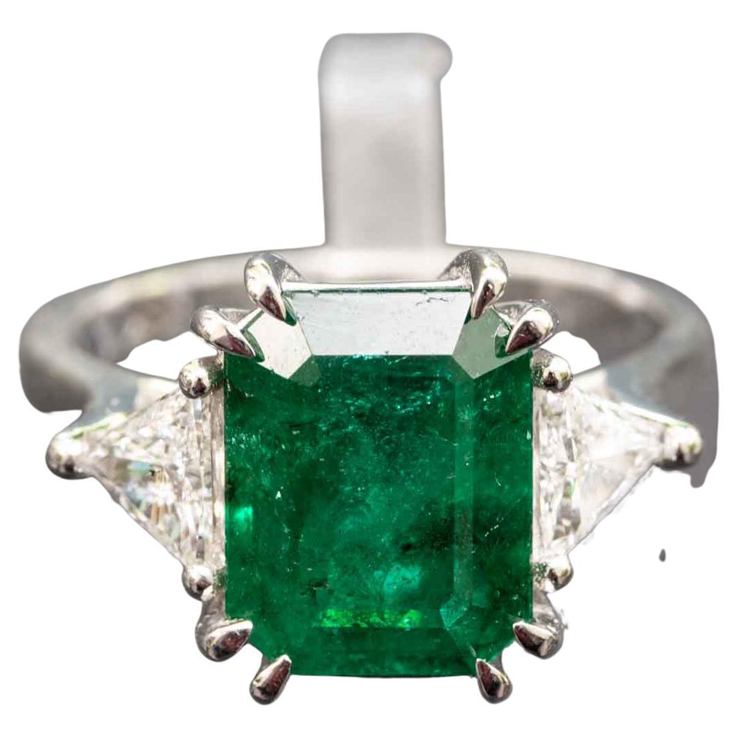 3.68 Carat Natural Emerald Ring for Women Engagement, 3 Stone Ring For Sale