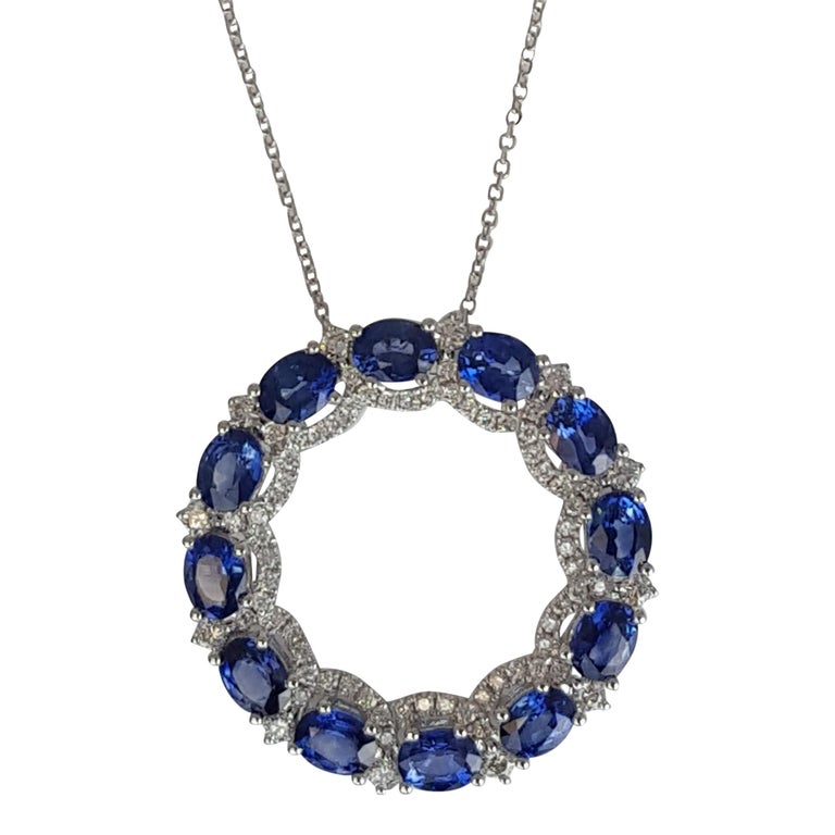 3.68 Carat Oval Cut Blue Sapphire and Round Diamond Pendant In New Condition For Sale In New York, NY