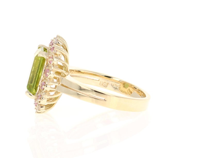 Emerald Cut 3.68 Carat Peridot Sapphire Diamond 14 Karat Yellow Gold Ring For Sale