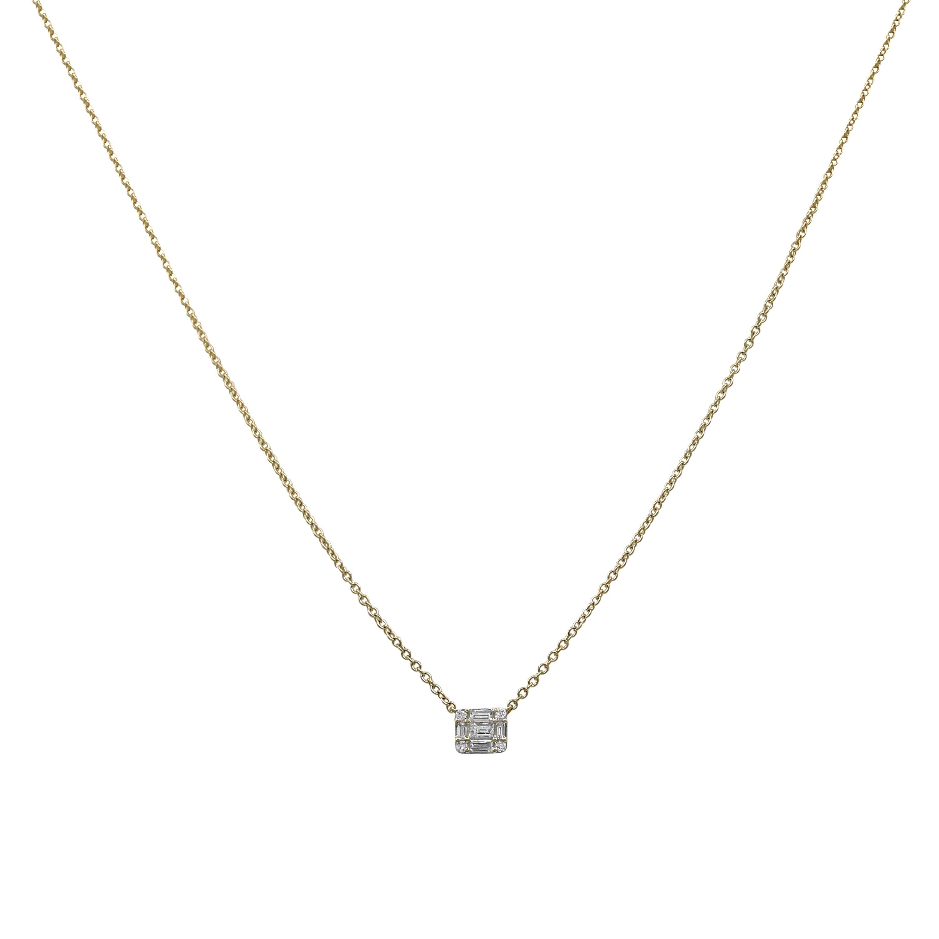 4 diamants blancs ronds : 0.06 Carats
5 diamants baguettes blancs : 0,27 carats
Métal : or jaune 18 carats, 2,78 grammes
