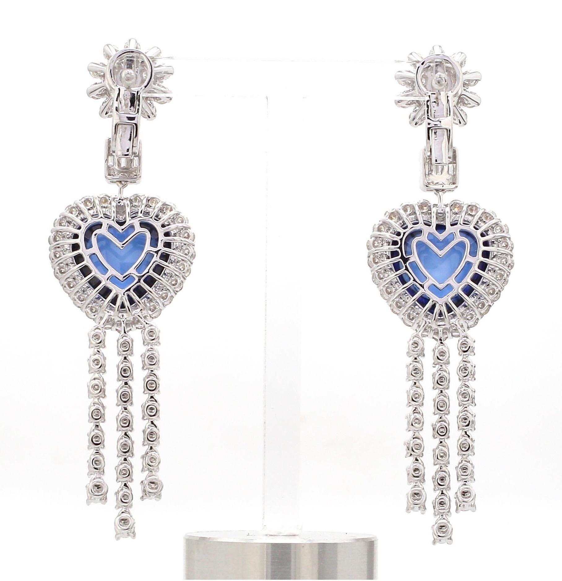 Modern 36.80 Carat Blue Sapphire Diamond 18 Karat Gold Heart Earrings For Sale