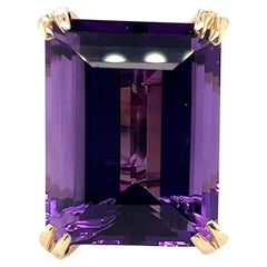 36.82 Carat Amethyst Cocktail Ring in 14kt Gold 