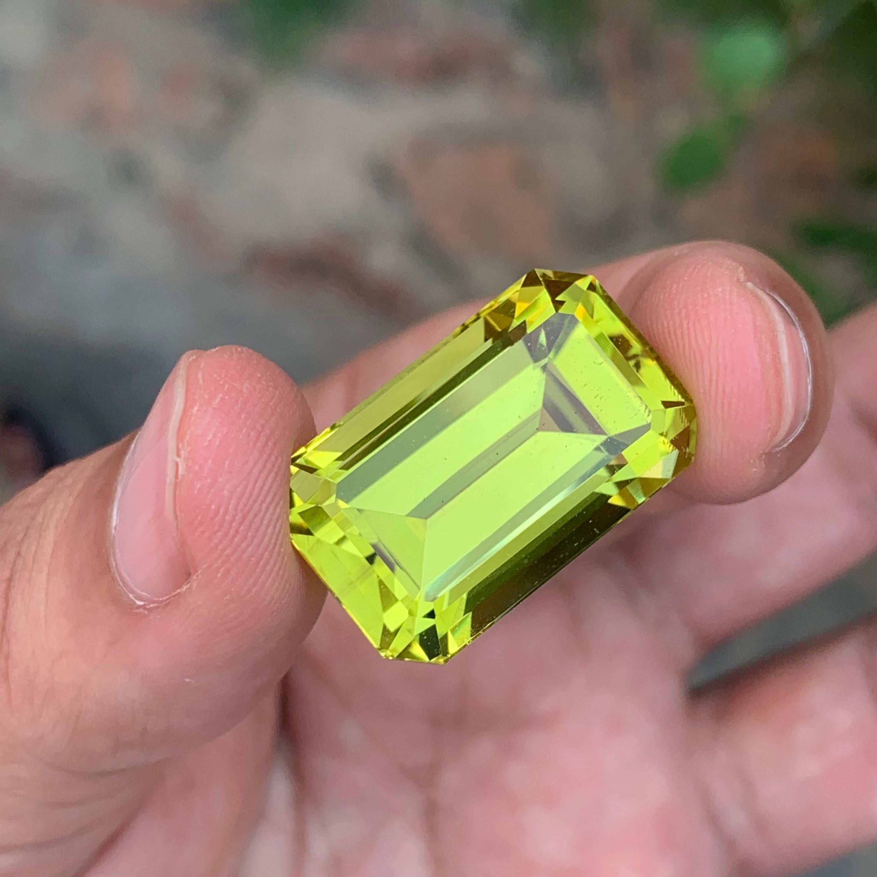 36.85 Carat Natural Loose Green Gold Lemon Quartz Emerald Shape Gemstone For Sale 5