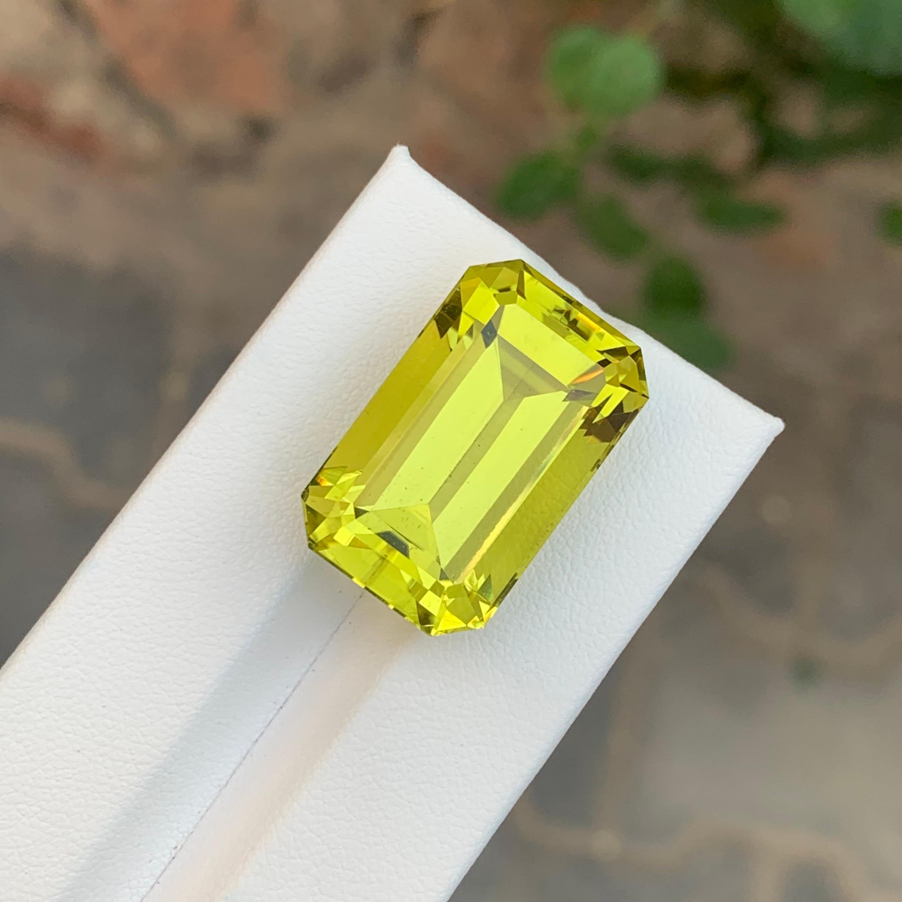 36.85 Carat Natural Loose Green Gold Lemon Quartz Emerald Shape Gemstone For Sale 1