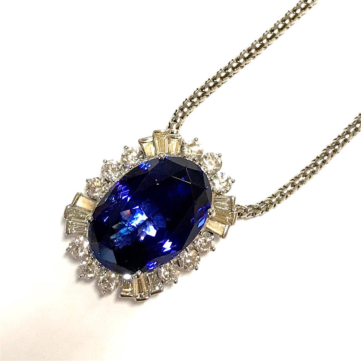 Contemporary 36.86 Carat Oval Tanzanite and White Diamond and Baguette Necklace