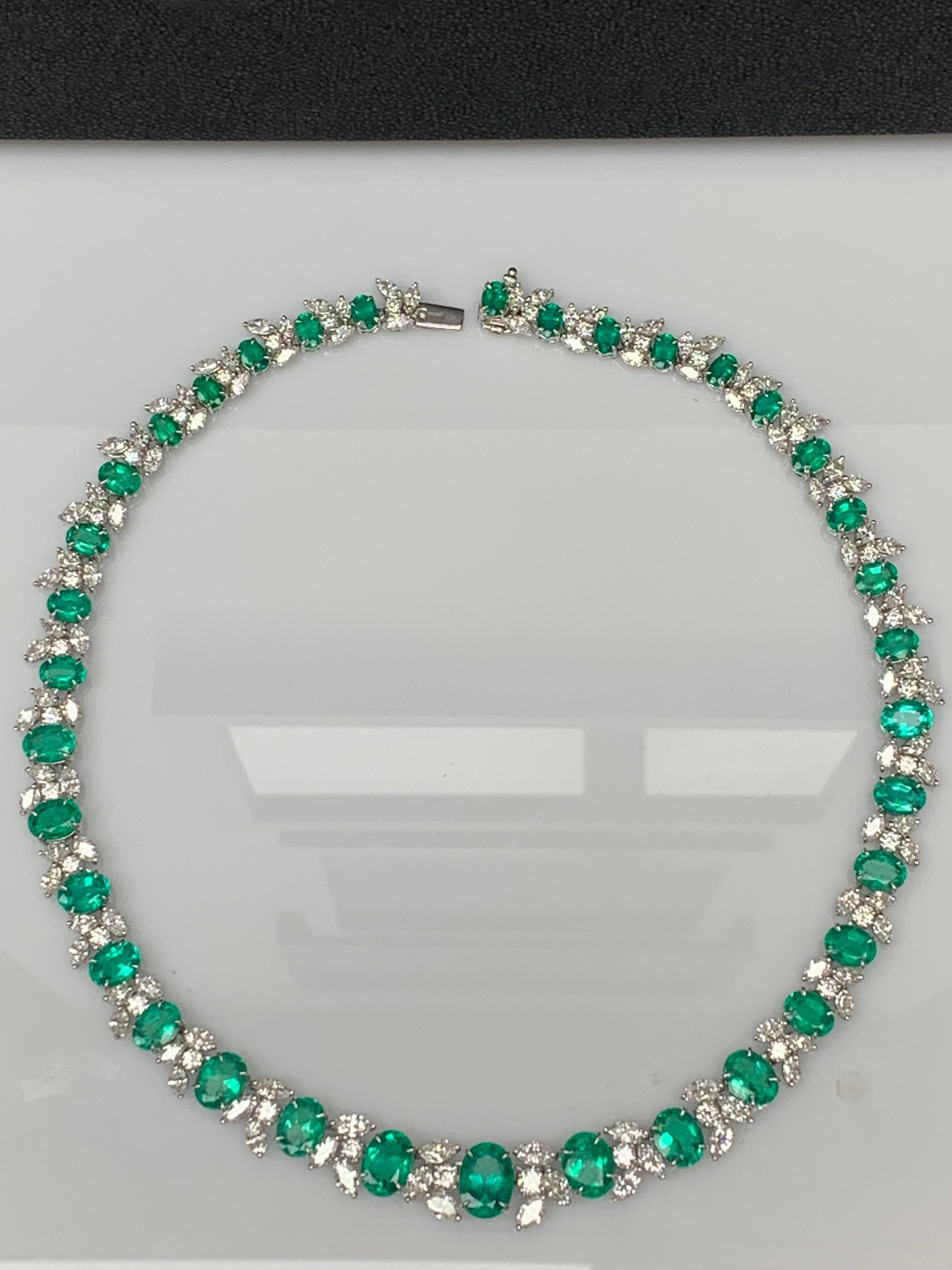 36.87 Carat Emerald and White mixed cut Diamond Necklace in 18k White Gold For Sale 5