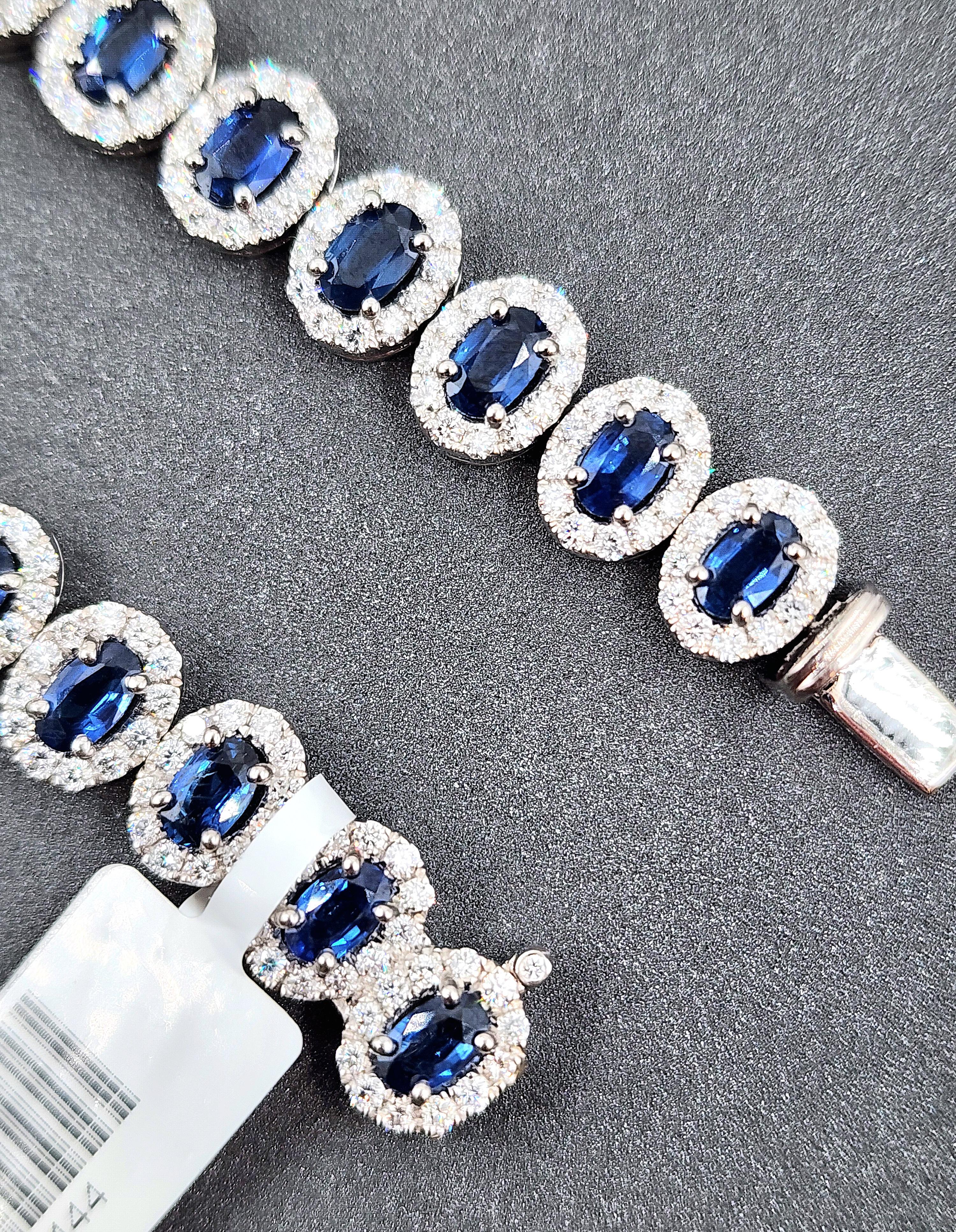 Women's or Men's 36.88 ct Natural Sapphire & Diamond Necklace For Sale