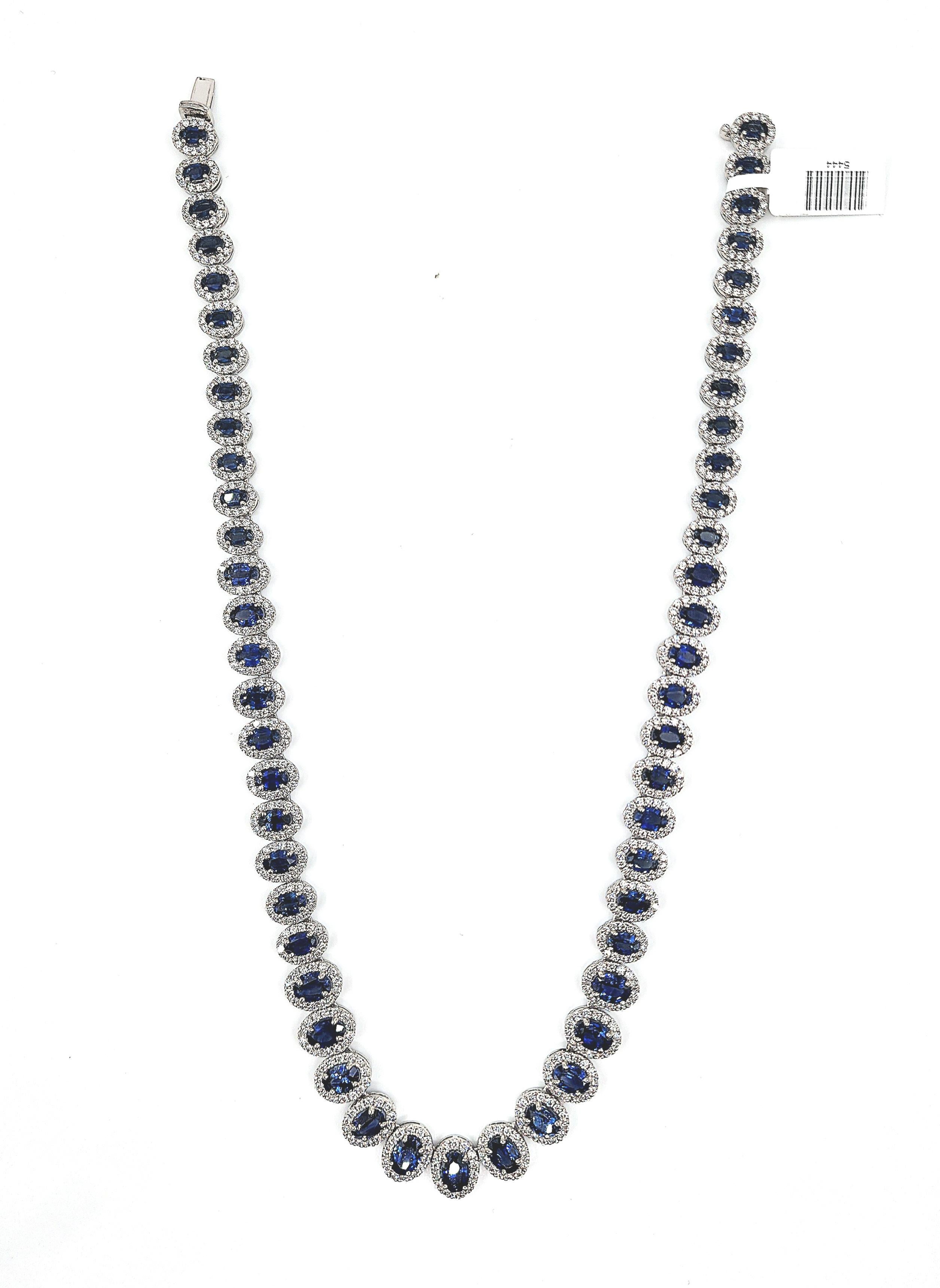 36.88 ct Natural Sapphire & Diamond Necklace For Sale 3
