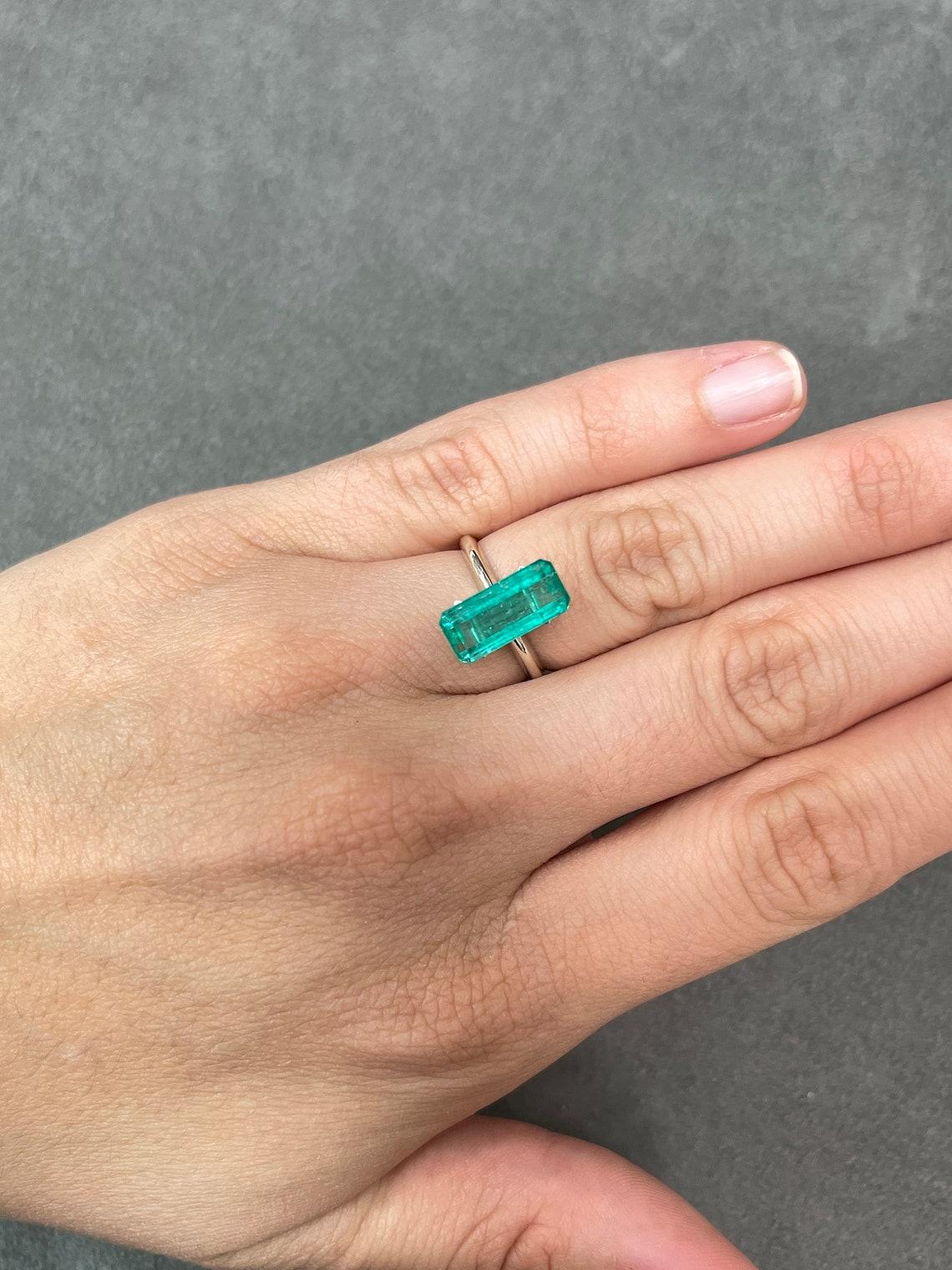 3.68ct Bluish Green Elongated Emerald Cut Muzo Colombian Emerald Genuine May For Sale 1