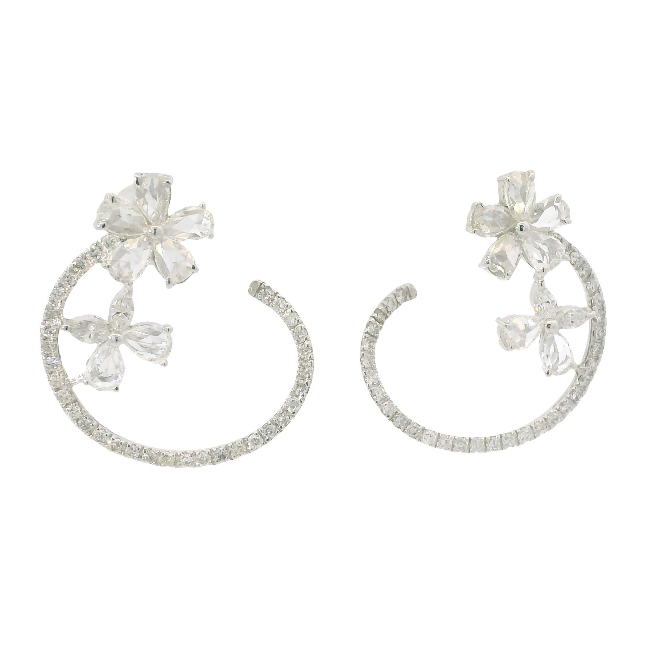 Donna Orecchini con diamanti da 3,69 carati in vendita