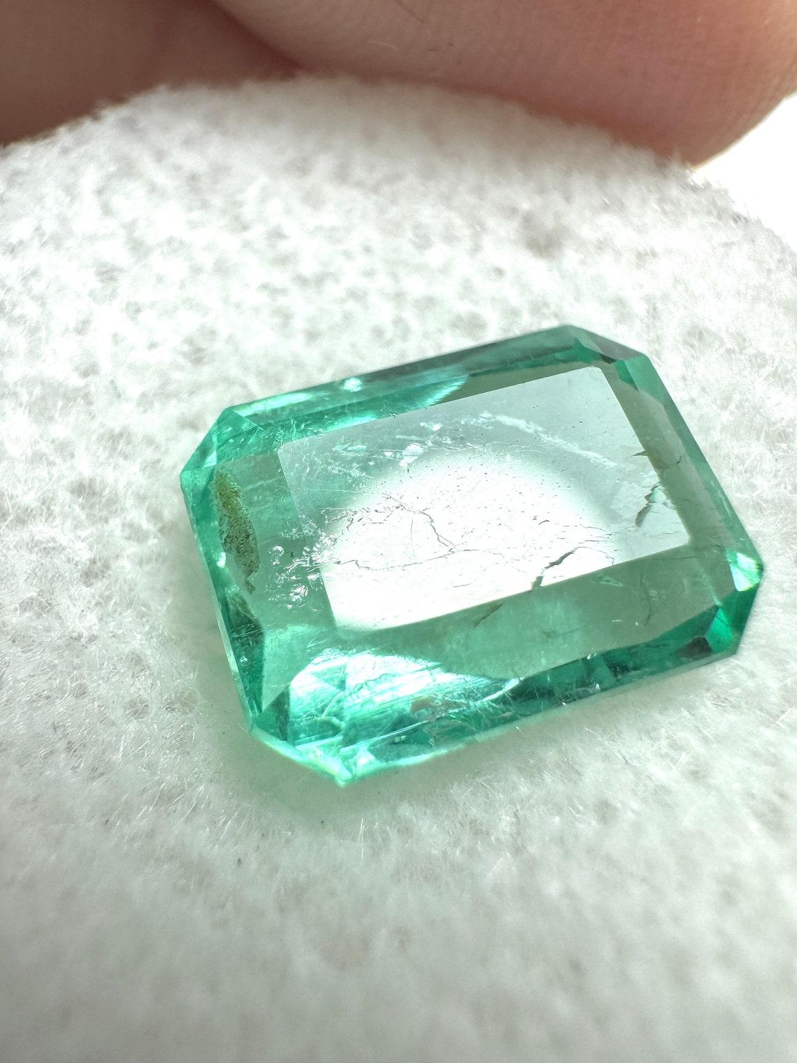 3.69ct Seafoam Green Emerald Cut Muzo Colombian Gem Genuine May Birthstone In New Condition For Sale In Jupiter, FL