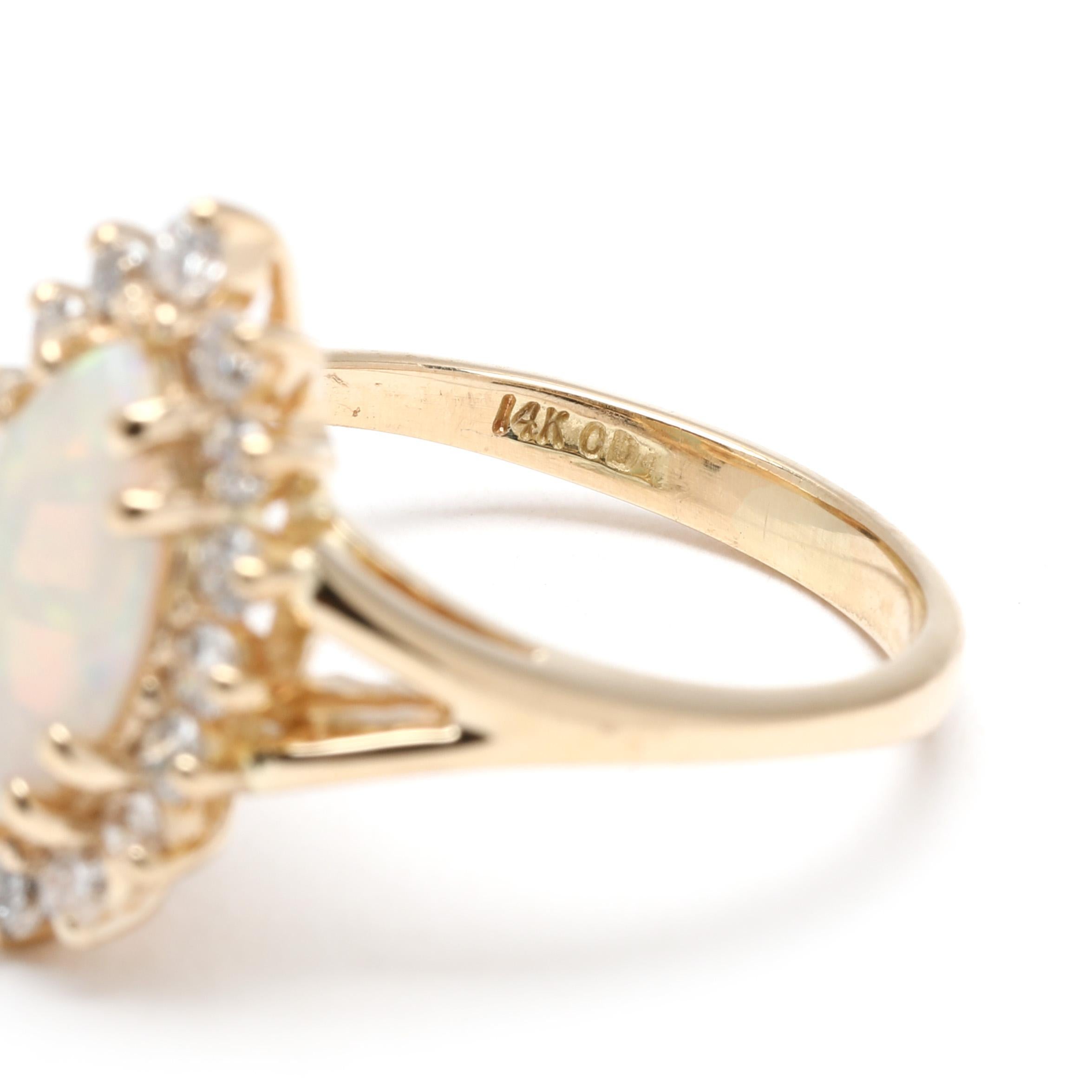 Bague Navette Opale et Diamant, or jaune 14k, taille 5 Unisexe en vente