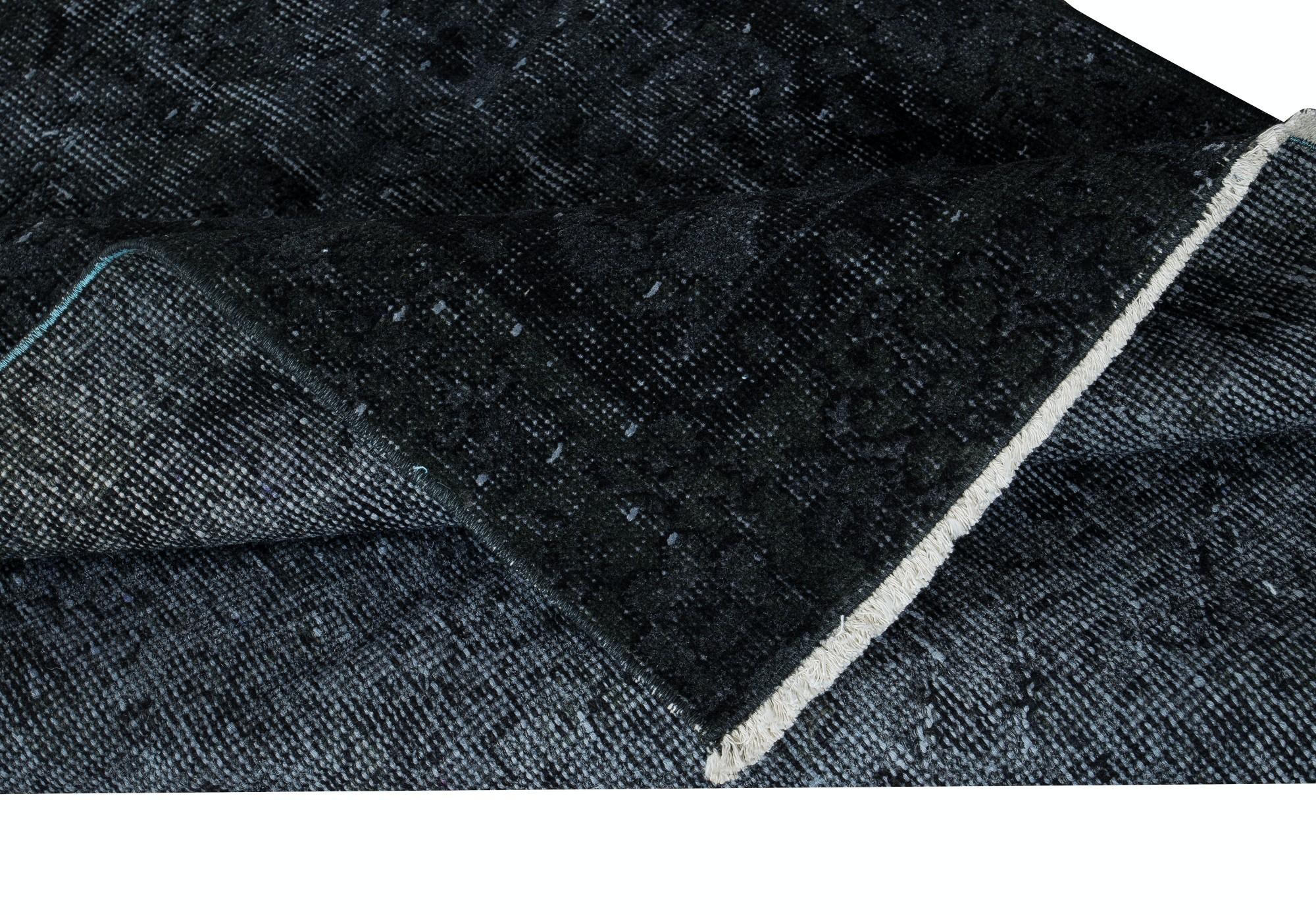 Moderne 3.6x6.4 Ft Handmade Area Rug in Black Colors, Contemporary Turkish Carpet (tapis turc contemporain) en vente