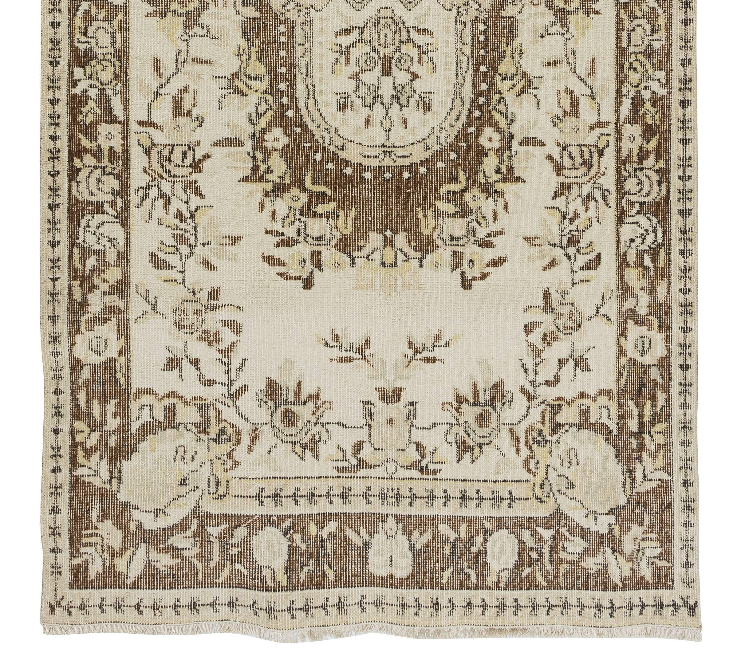 20th Century Vintage Hand-Knotted Aubusson Inspired Turkish Wool Rug For Sale