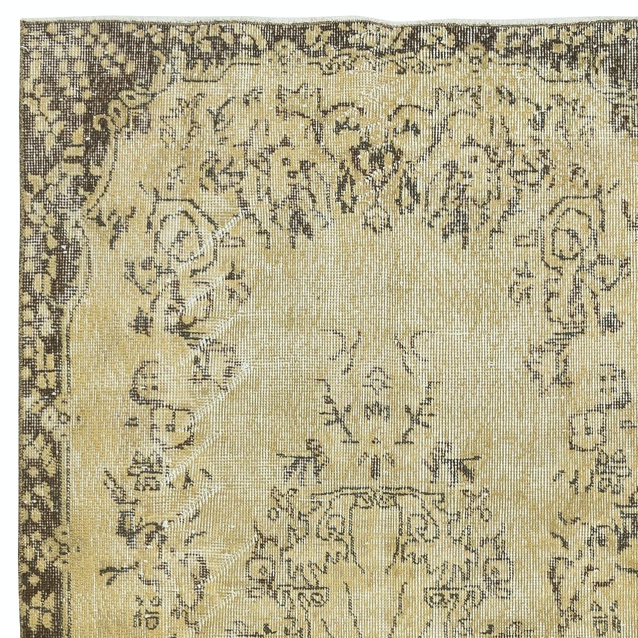Hand-Knotted 3.6x7 Ft Contemporary Handmade Turkish Area Rug in Yellow with Medallion Design For Sale