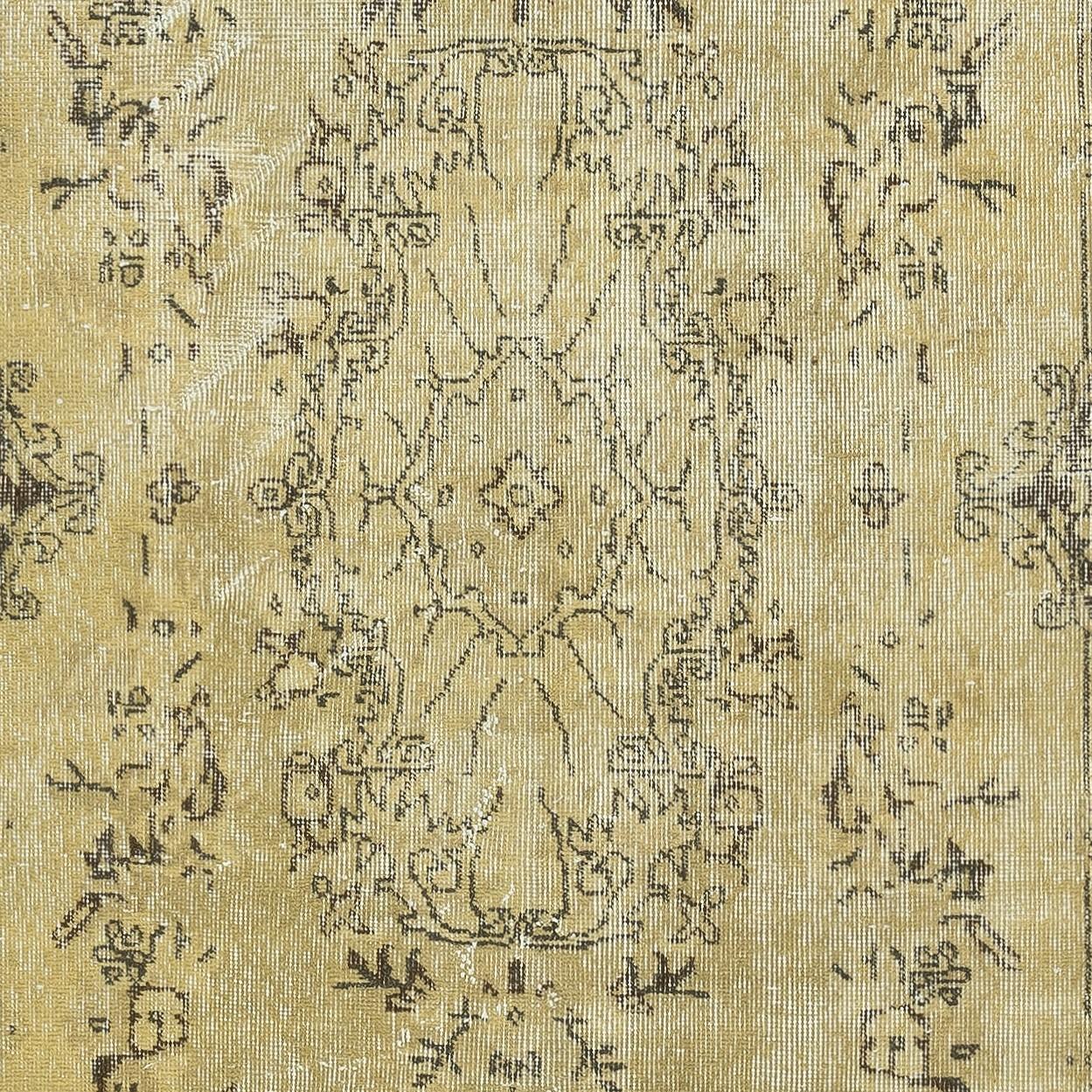 3.6x7 Ft Contemporary Handmade Turkish Area Rug in Yellow with Medallion Design In Good Condition For Sale In Spring Valley, NY