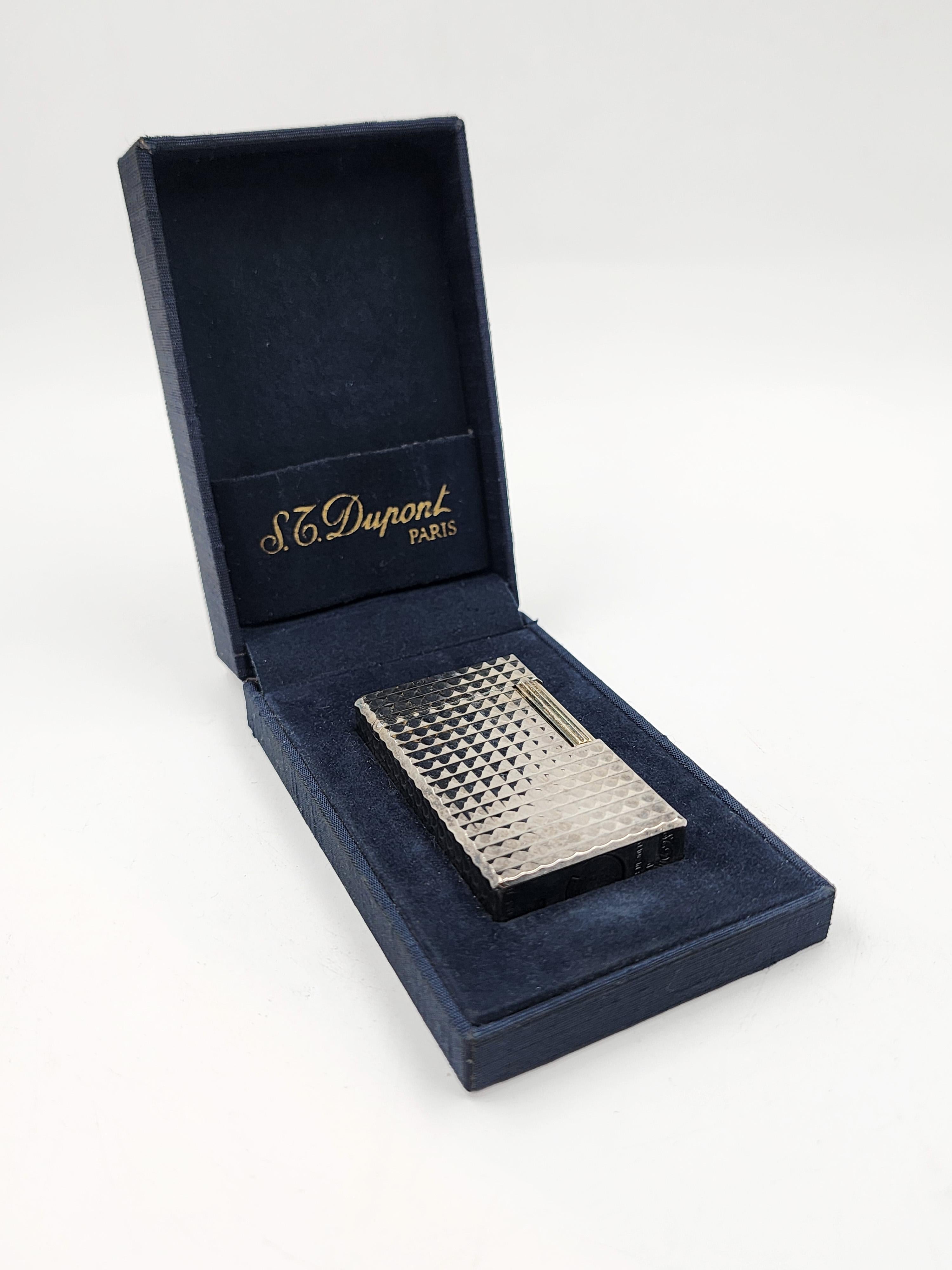 Post-Modern 37 / 5.000 S.T. Dupont lighter from the 1970s For Sale