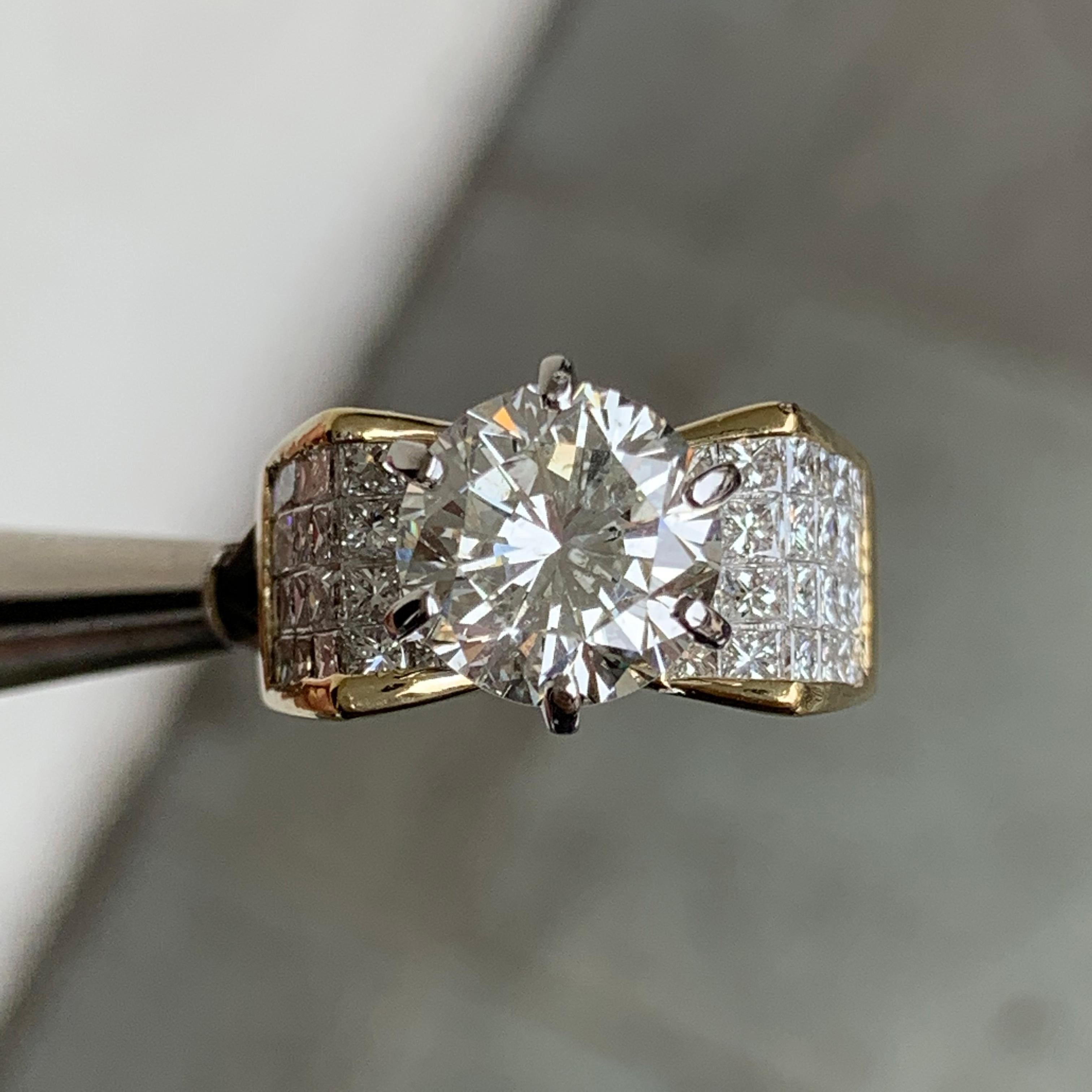 Centro redondo aproximado de 3,7 quilates con diamantes engastados invisibles, Ben Dannie Contemporáneo en venta