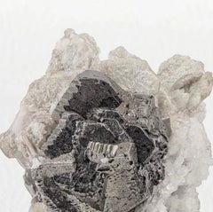 37 Gramm seltene Metallic Cassiterite-Kristalle auf Albite mit Apatit aus Pakistan