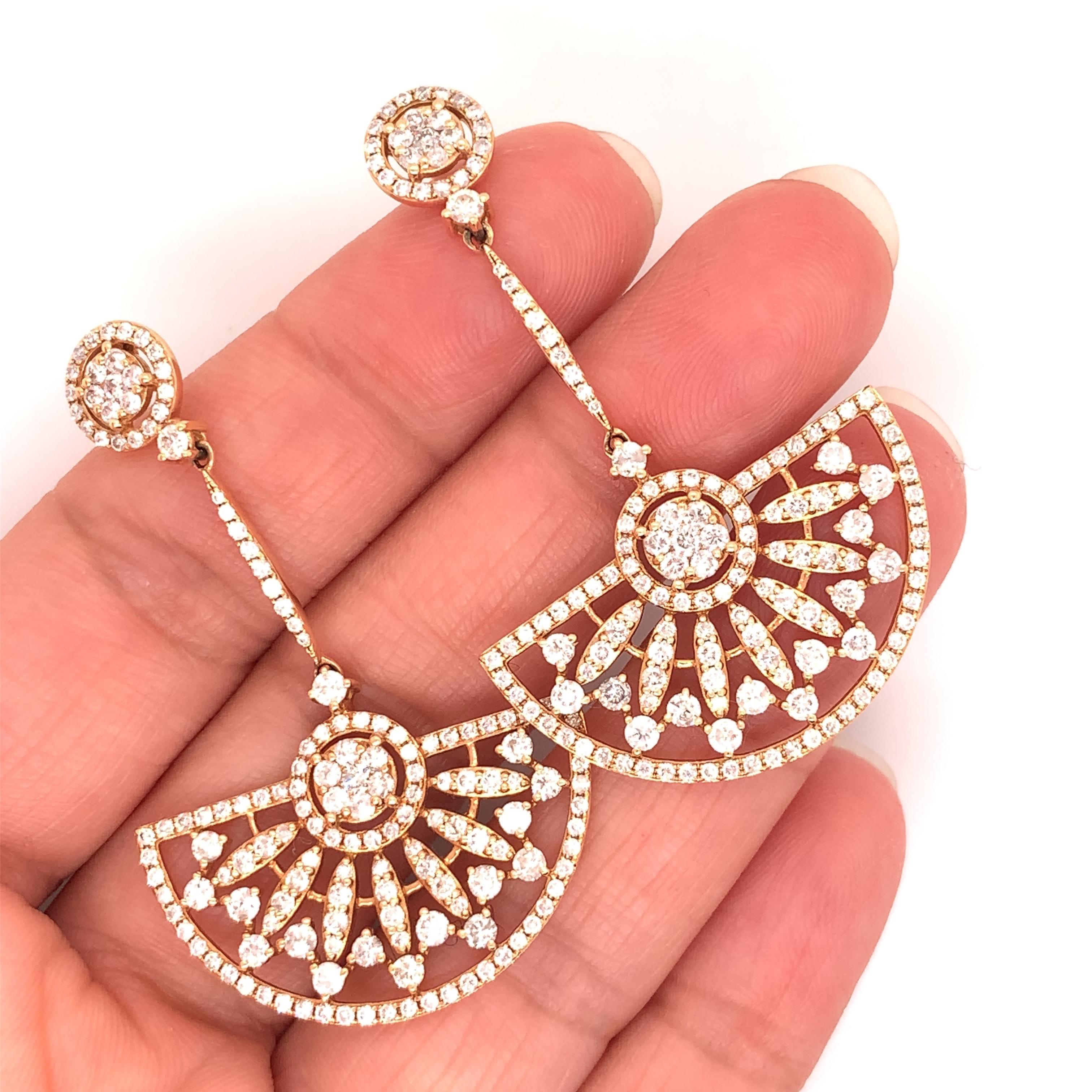 Women's or Men's 3.70 Carat Diamond Dangling Earrings For Sale